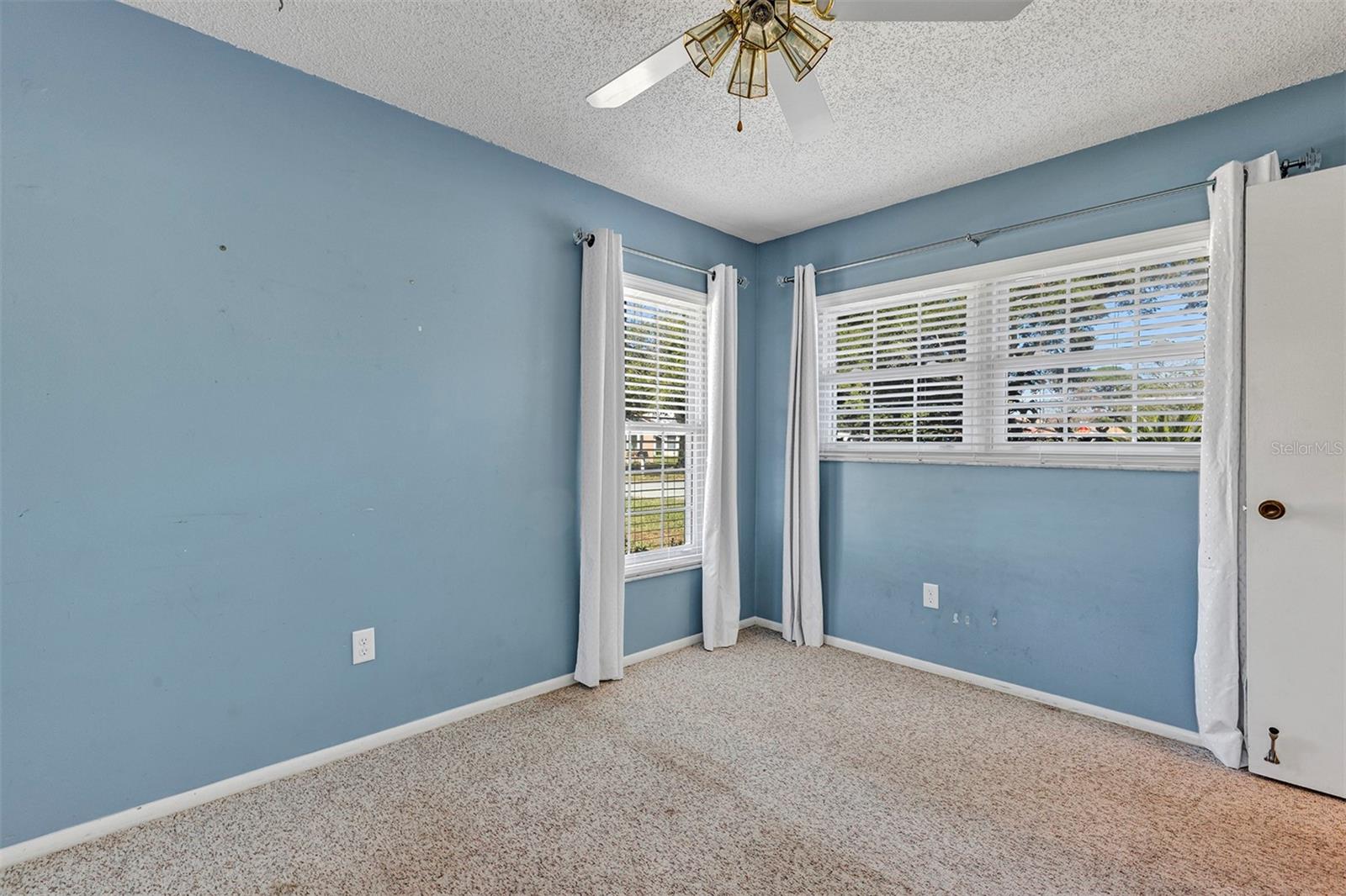 Image 26 of 39 For 10611 Deergrass Lane