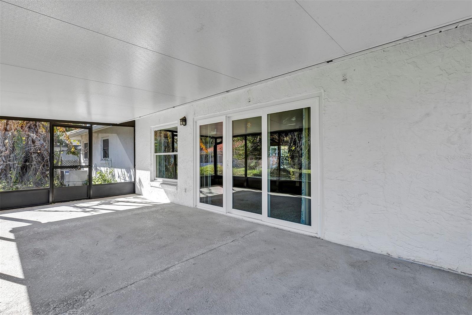 Image 30 of 39 For 10611 Deergrass Lane