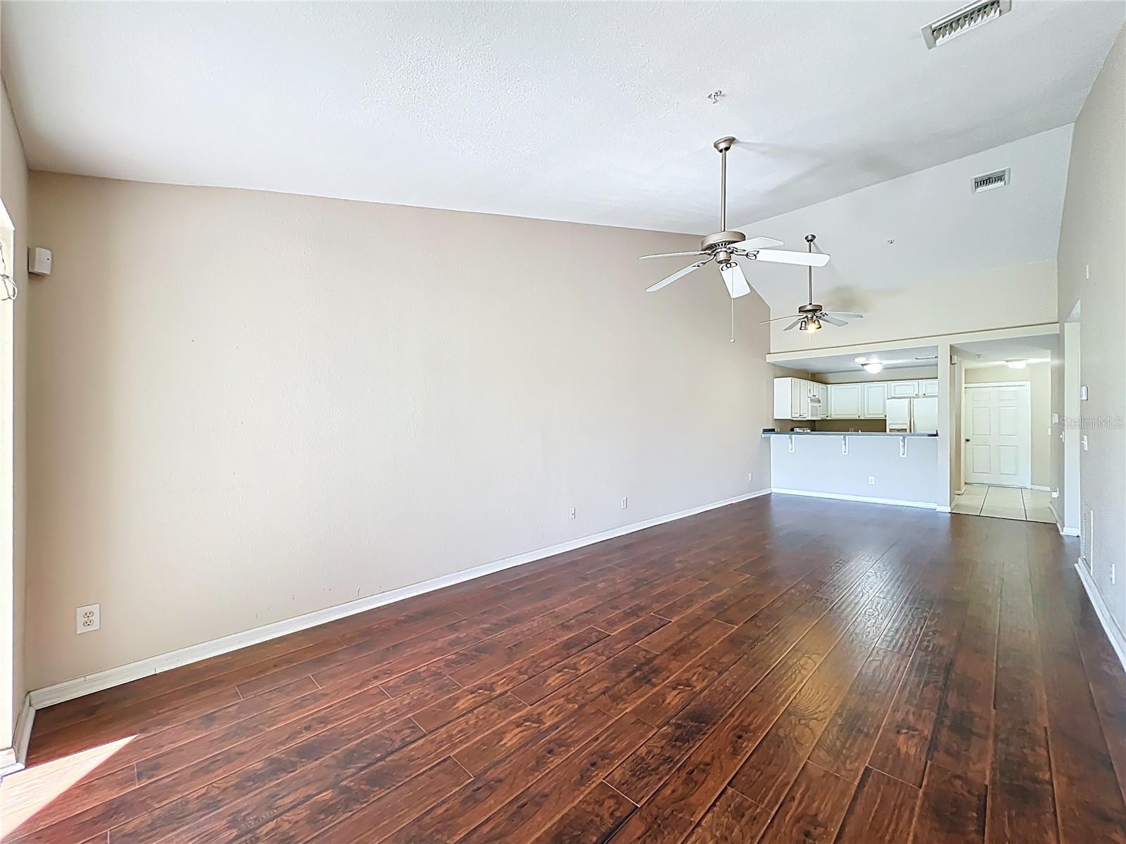 Image 15 of 44 For 100 Silver Sea Road