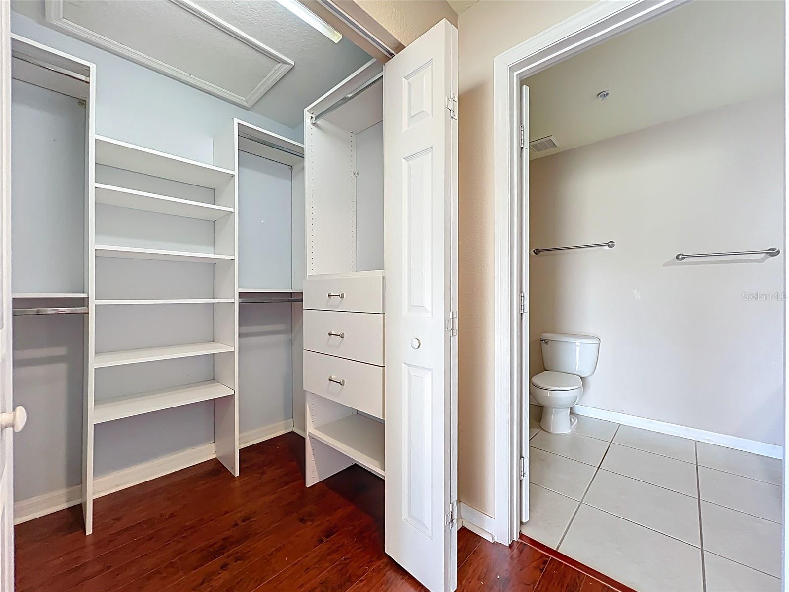 Image 24 of 44 For 100 Silver Sea Road