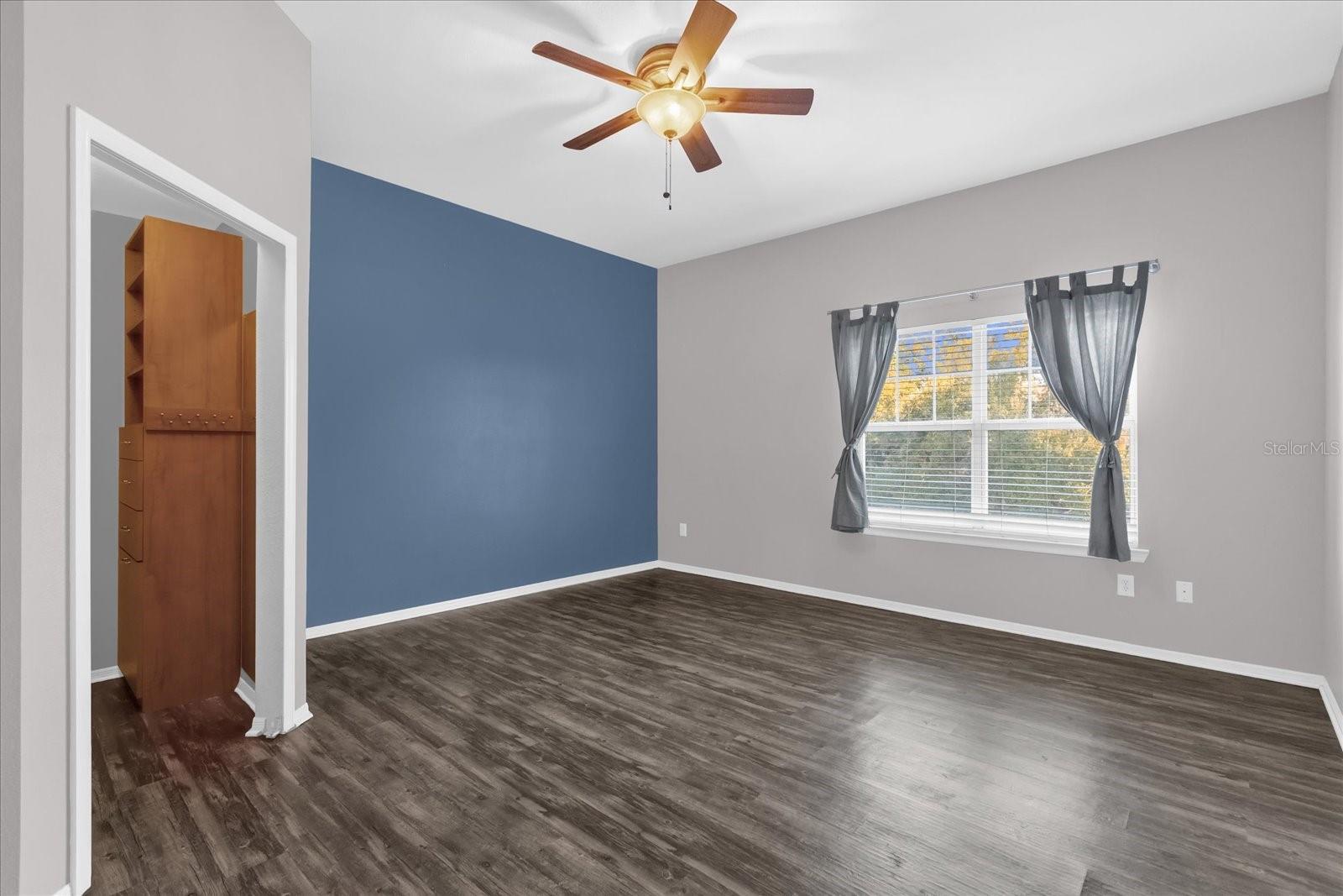 Image 11 of 28 For 413 Summit Ridge Place 315