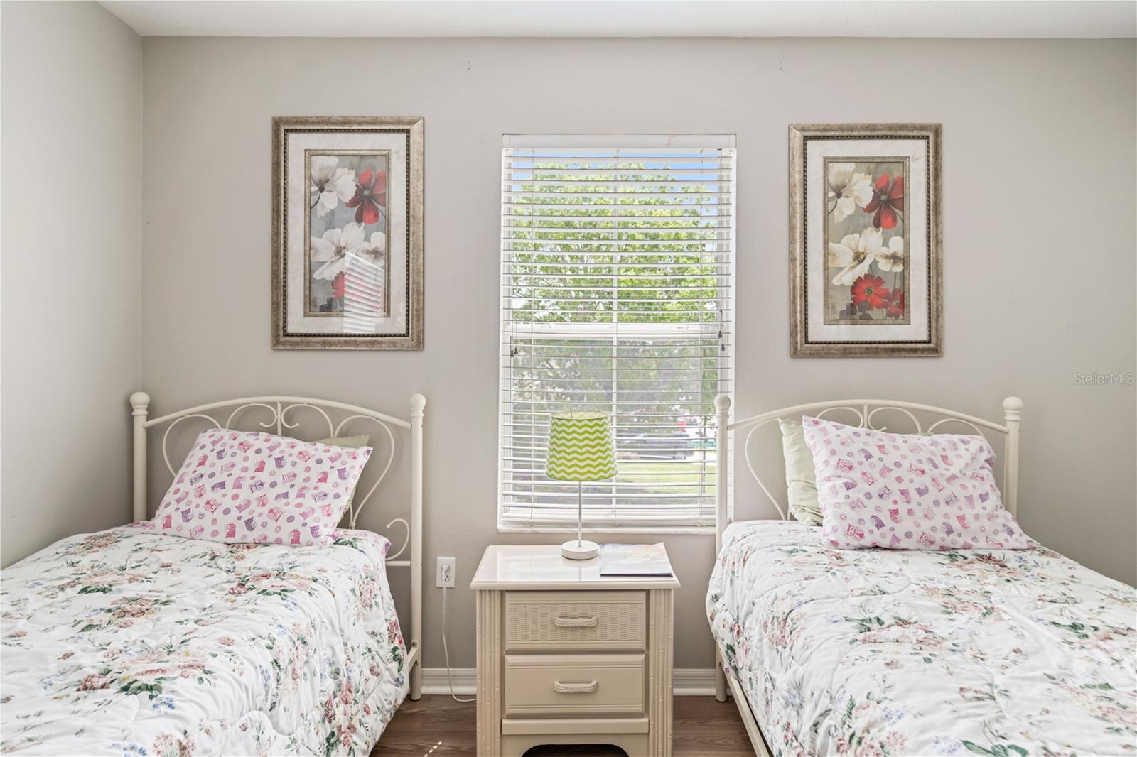 Image 18 of 21 For 1704 Pine Ridge Drive