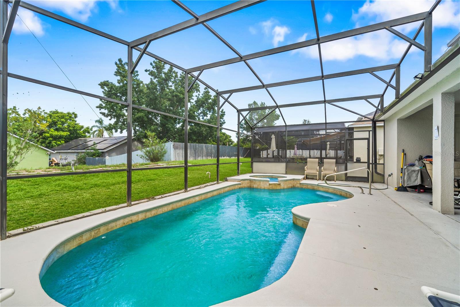 Image 4 of 21 For 1704 Pine Ridge Drive