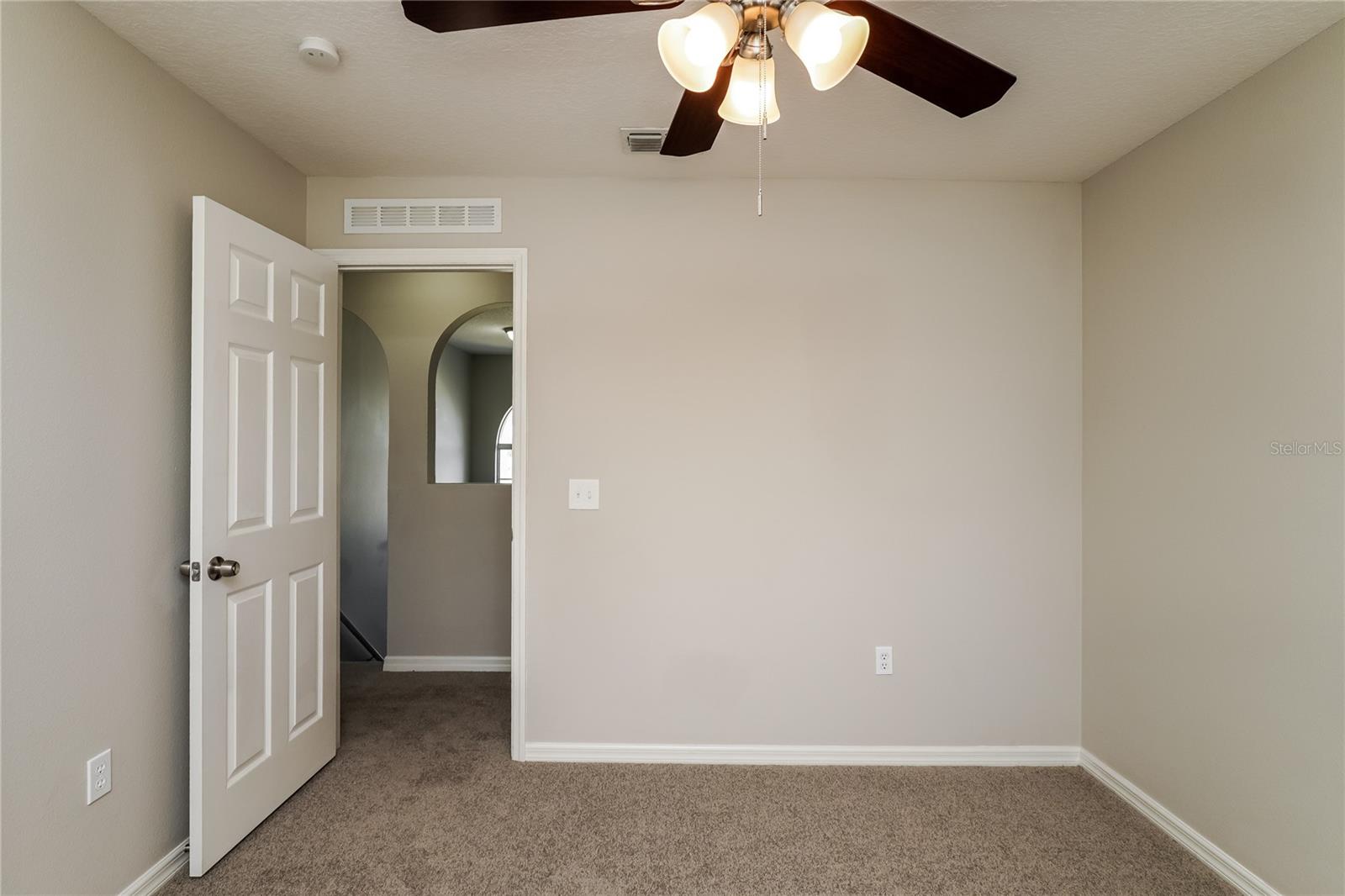 Image 11 of 17 For 517 Ridges Drive