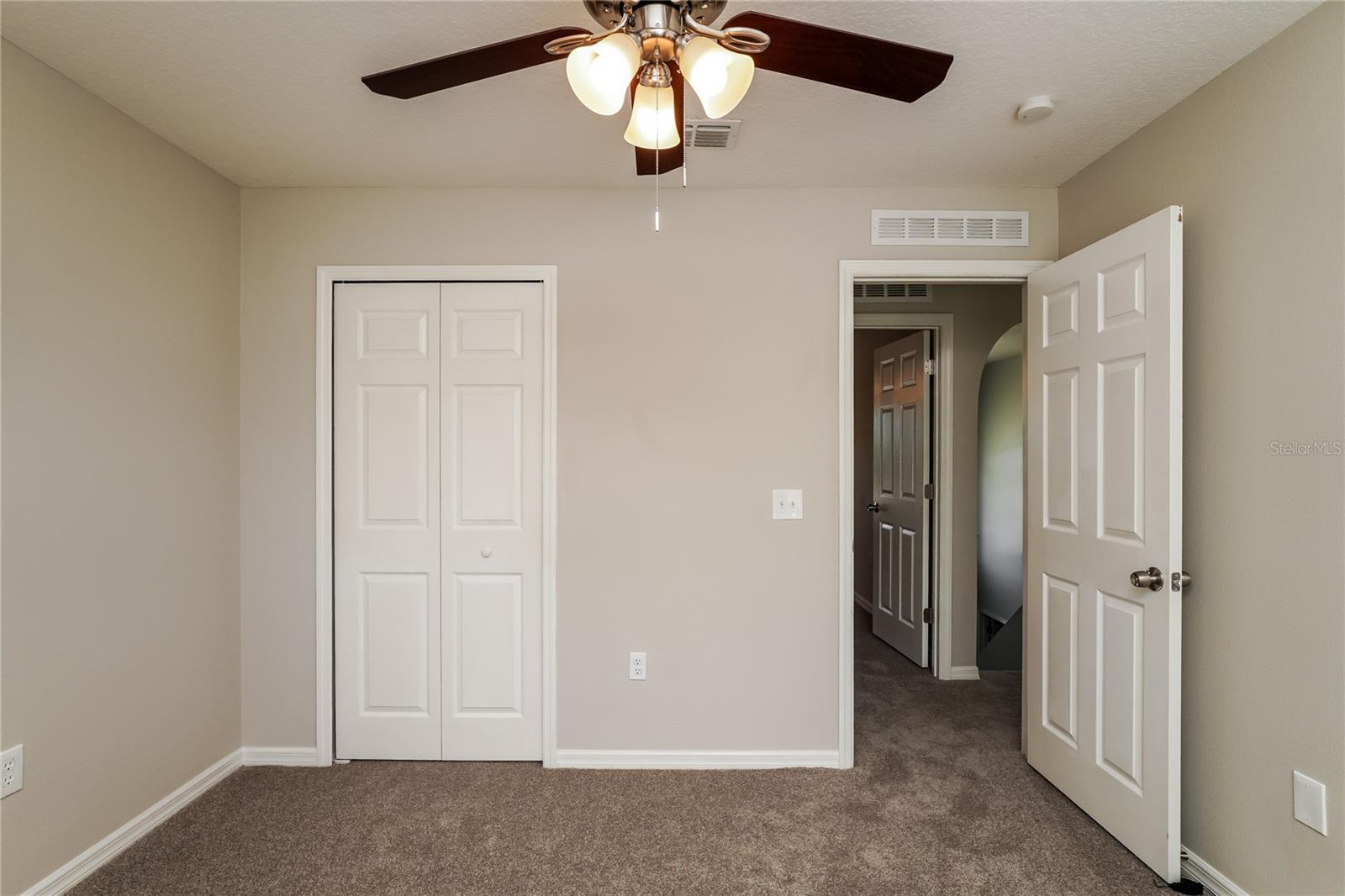 Image 12 of 17 For 517 Ridges Drive