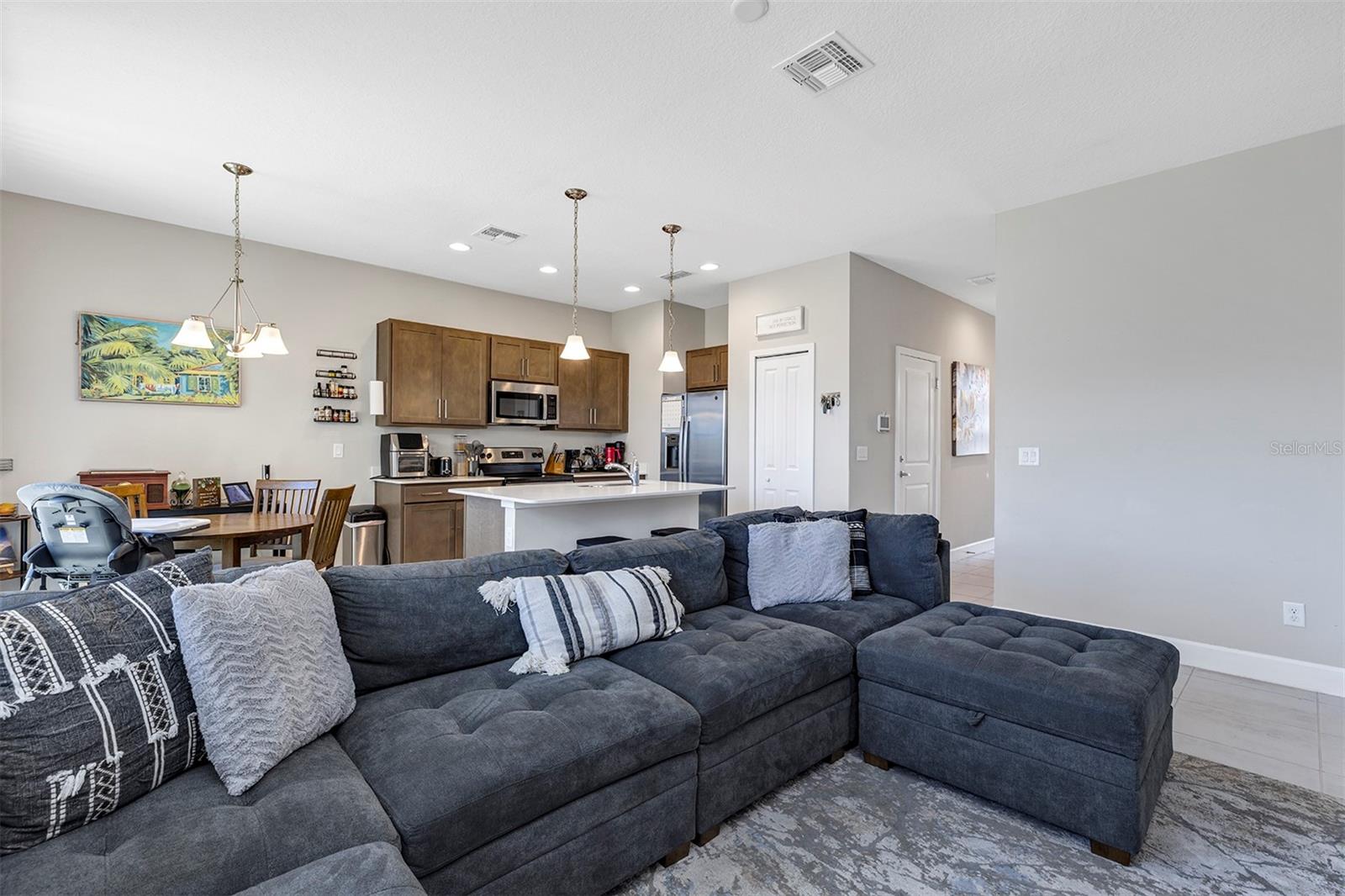 Image 6 of 48 For 1401 Captiva Cove 23