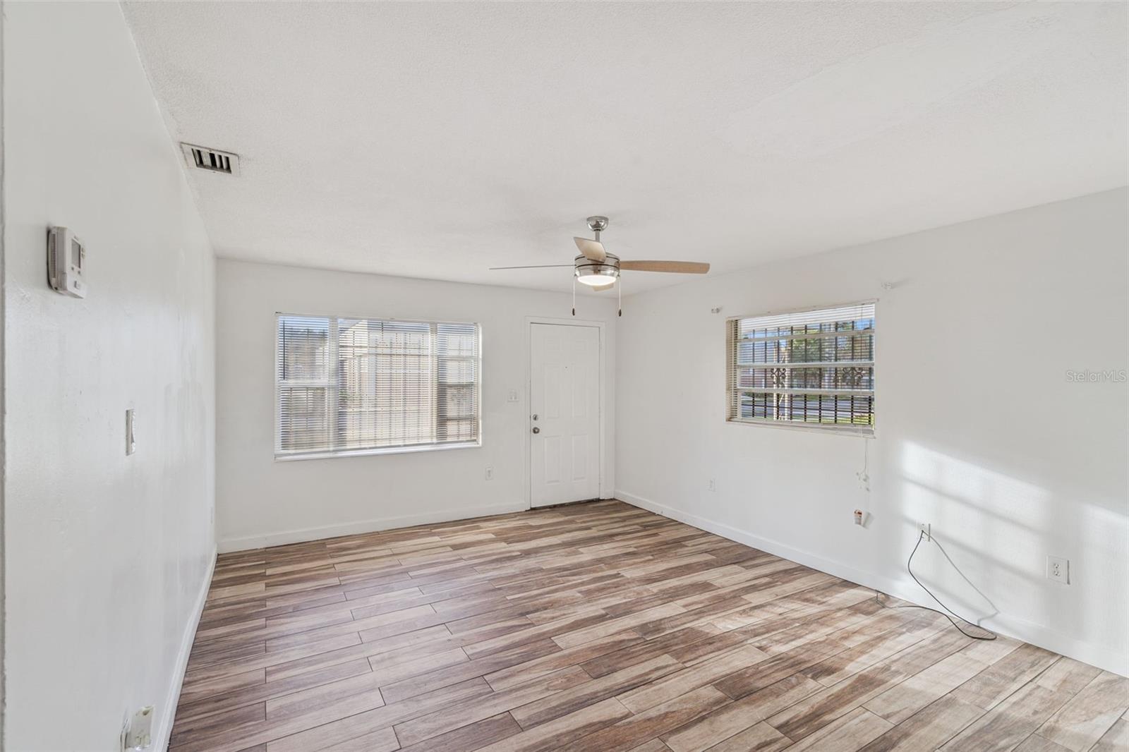 Image 3 of 7 For 715 Westmoreland Drive