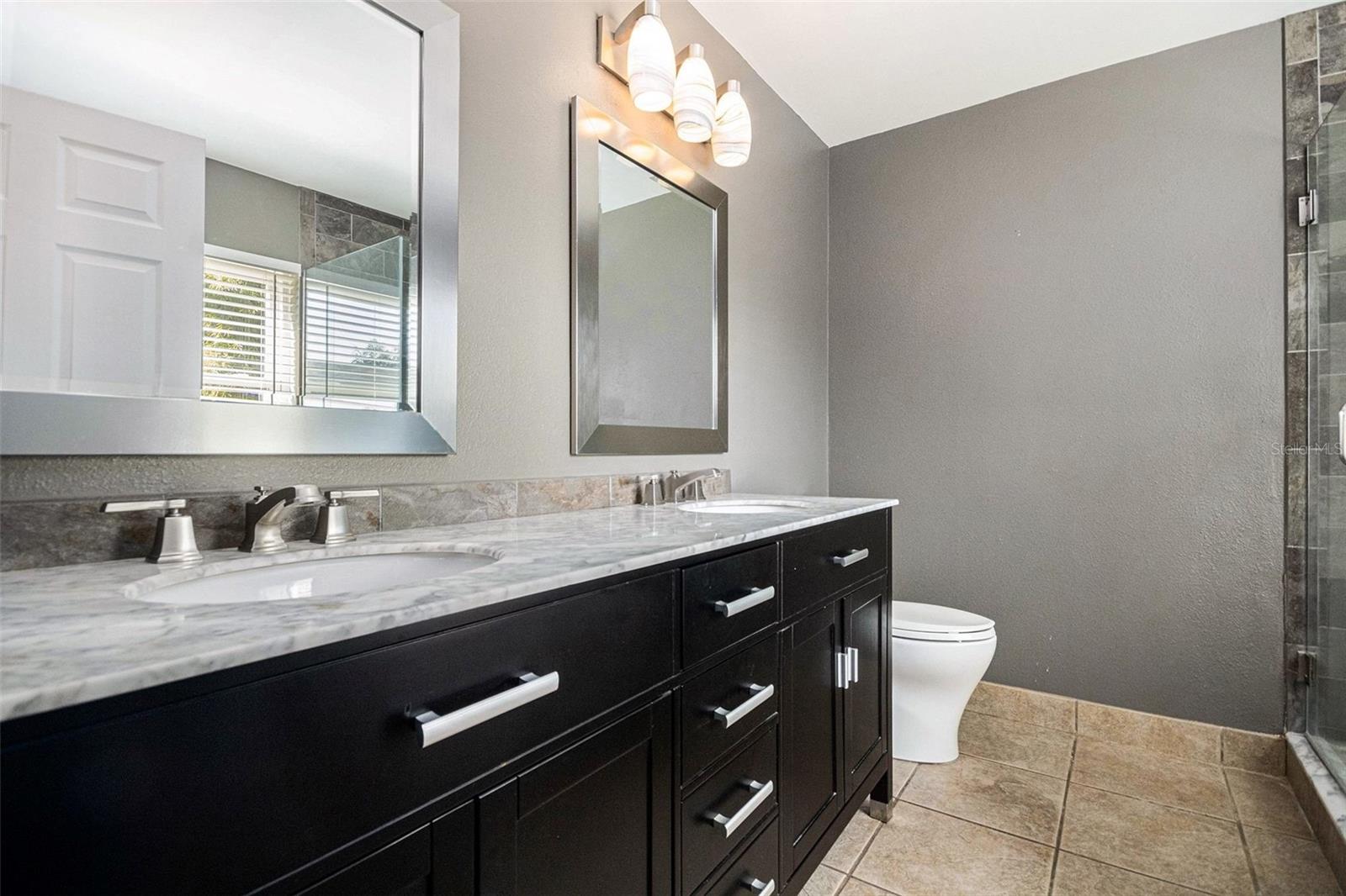 Image 18 of 28 For 1667 Sand Key Circle