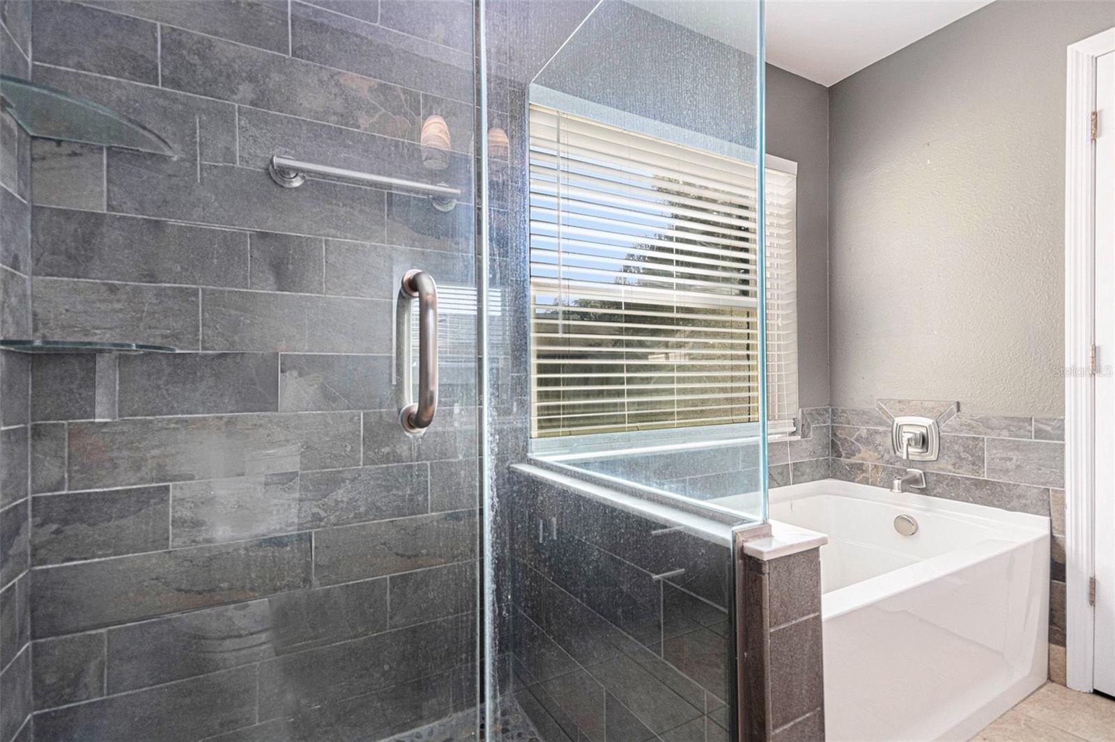 Image 19 of 28 For 1667 Sand Key Circle