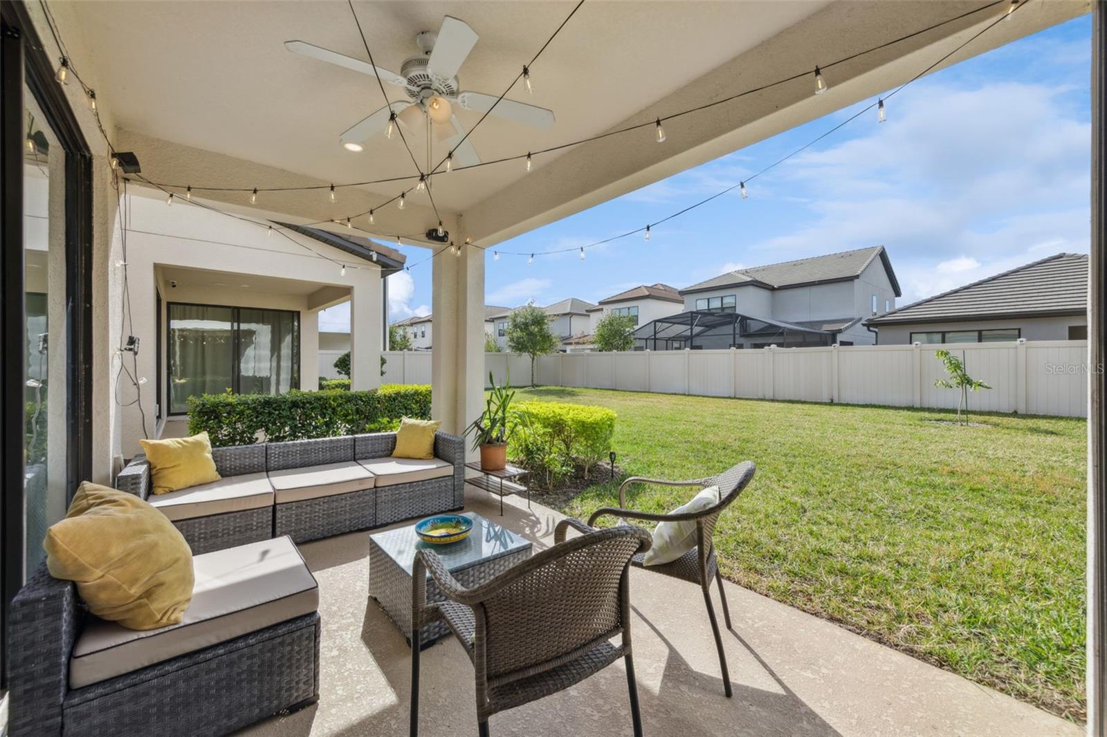 Image 26 of 39 For 1418 Lone Feather Trail