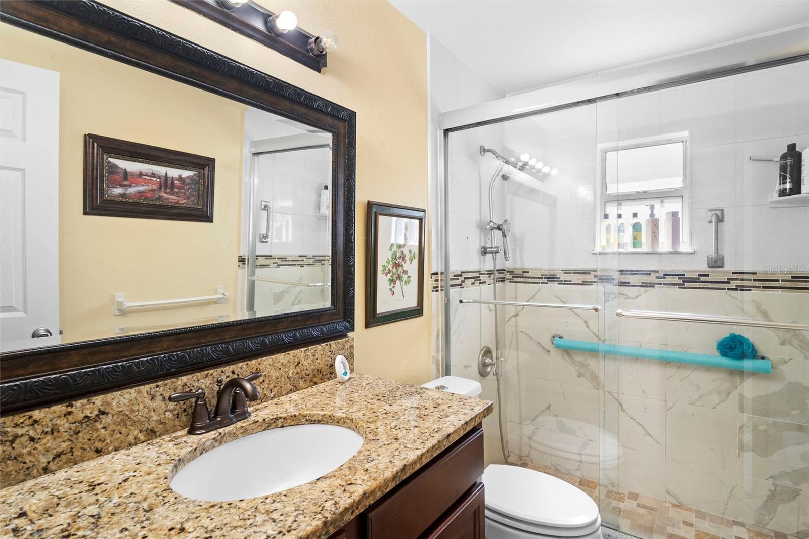 Image 10 of 37 For 224 Bennett Street