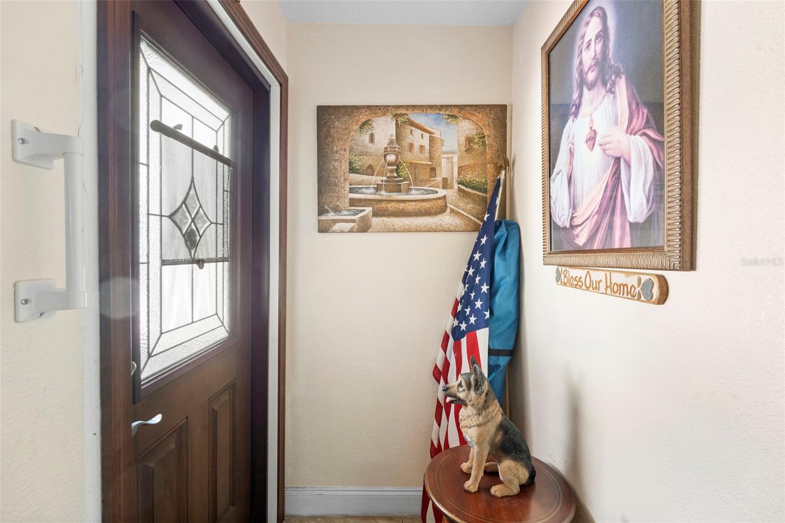 Image 18 of 37 For 224 Bennett Street