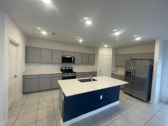 Image 2 of 27 For 725 Reggie Road