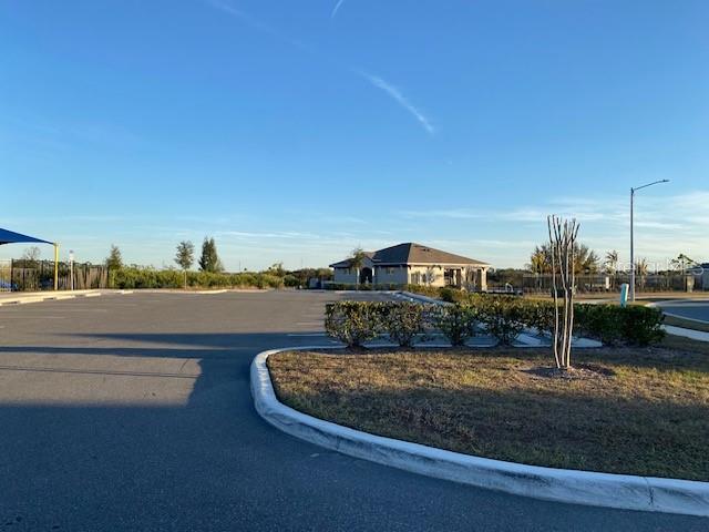 Image 21 of 27 For 725 Reggie Road