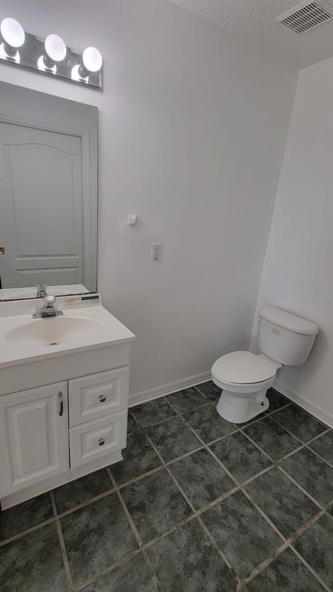 Image 19 of 27 For 2800 Hammock Grove Road