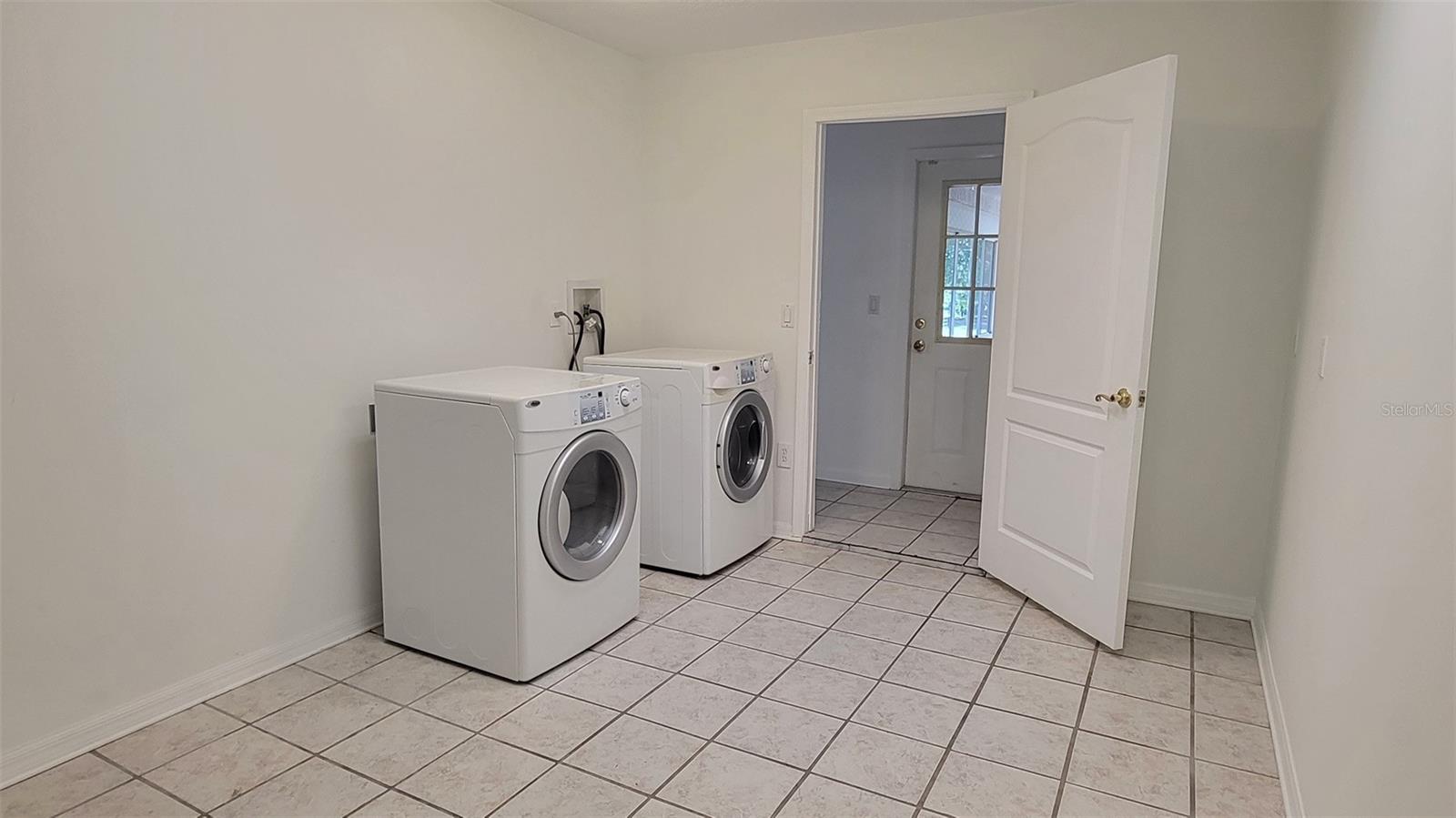 Image 25 of 27 For 2800 Hammock Grove Road