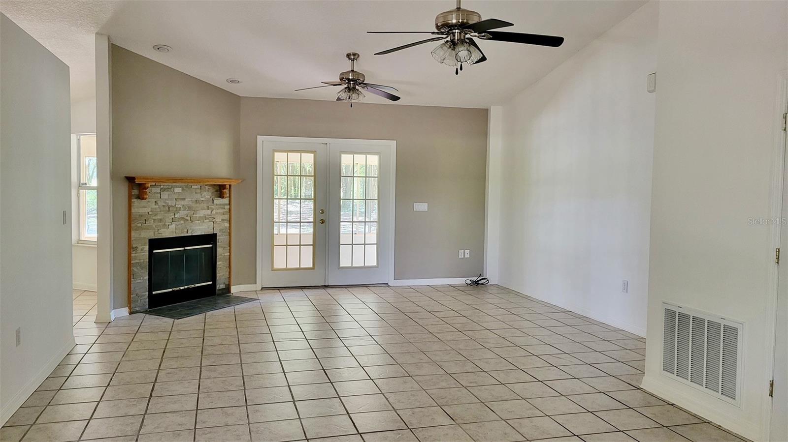 Image 6 of 27 For 2800 Hammock Grove Road