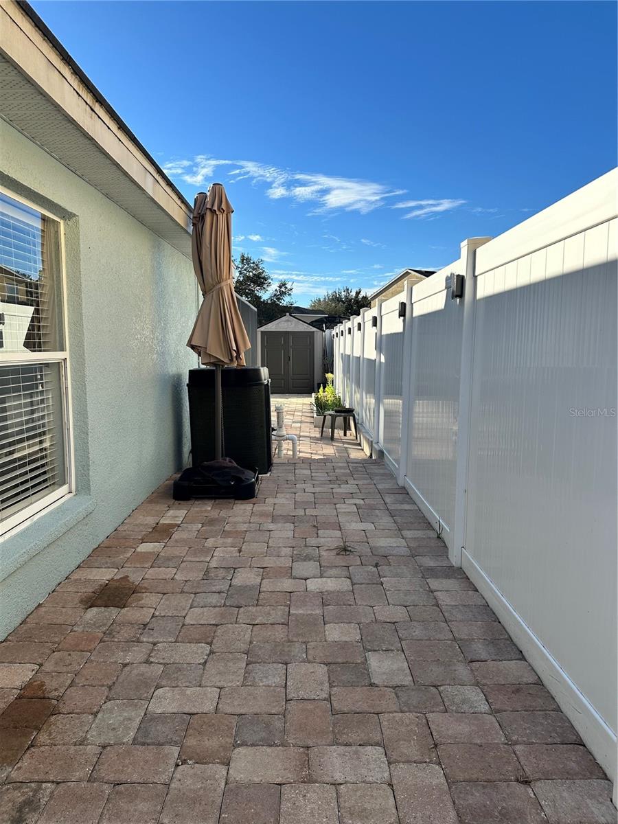 Image 6 of 31 For 1838 Royal Ridge Drive