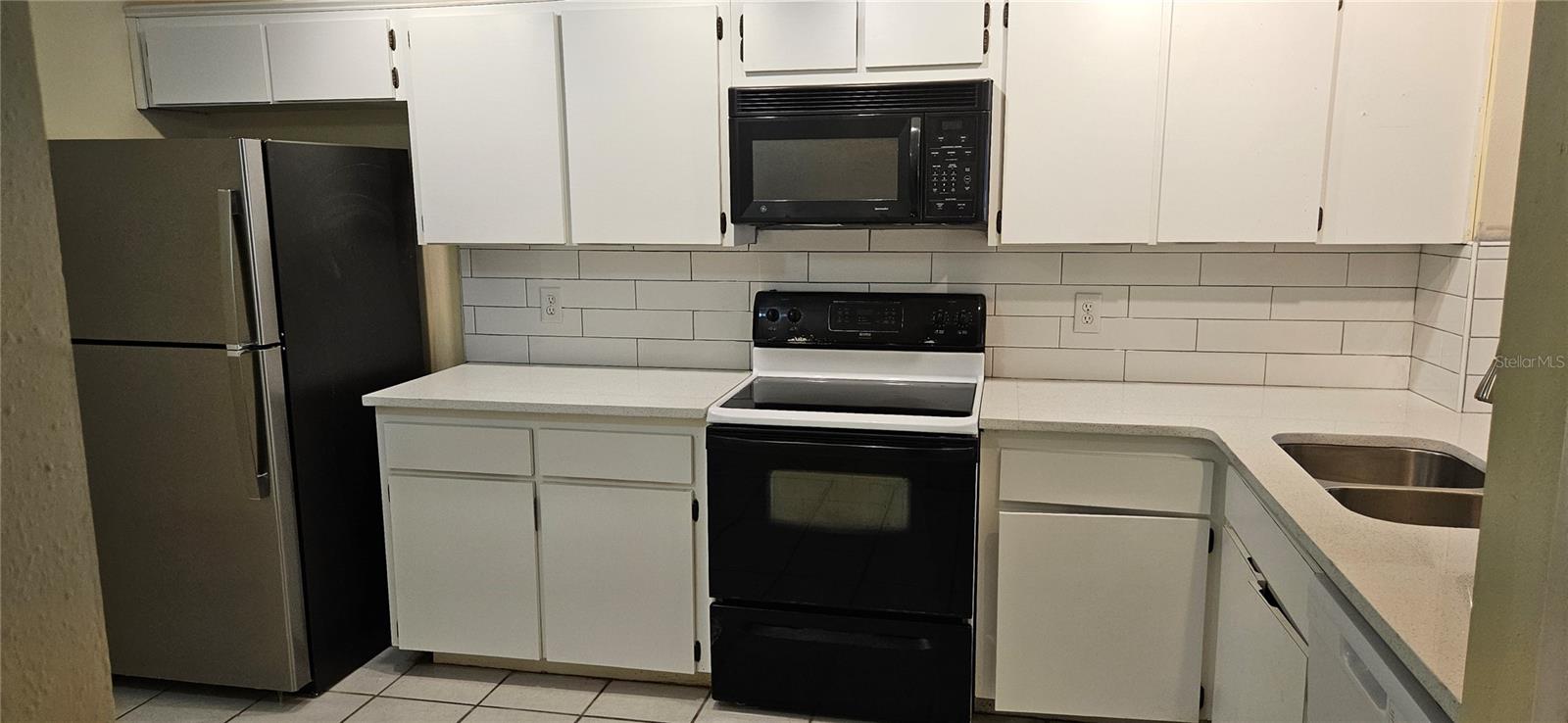 Image 3 of 4 For 2 Escondido Circle 185