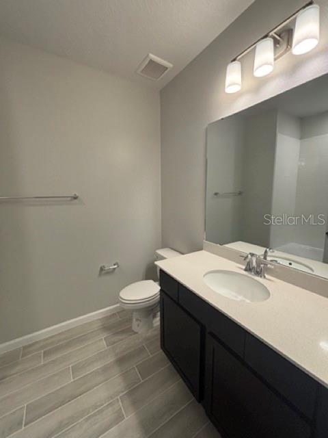 Image 17 of 26 For 15487 Bay Bridge Street