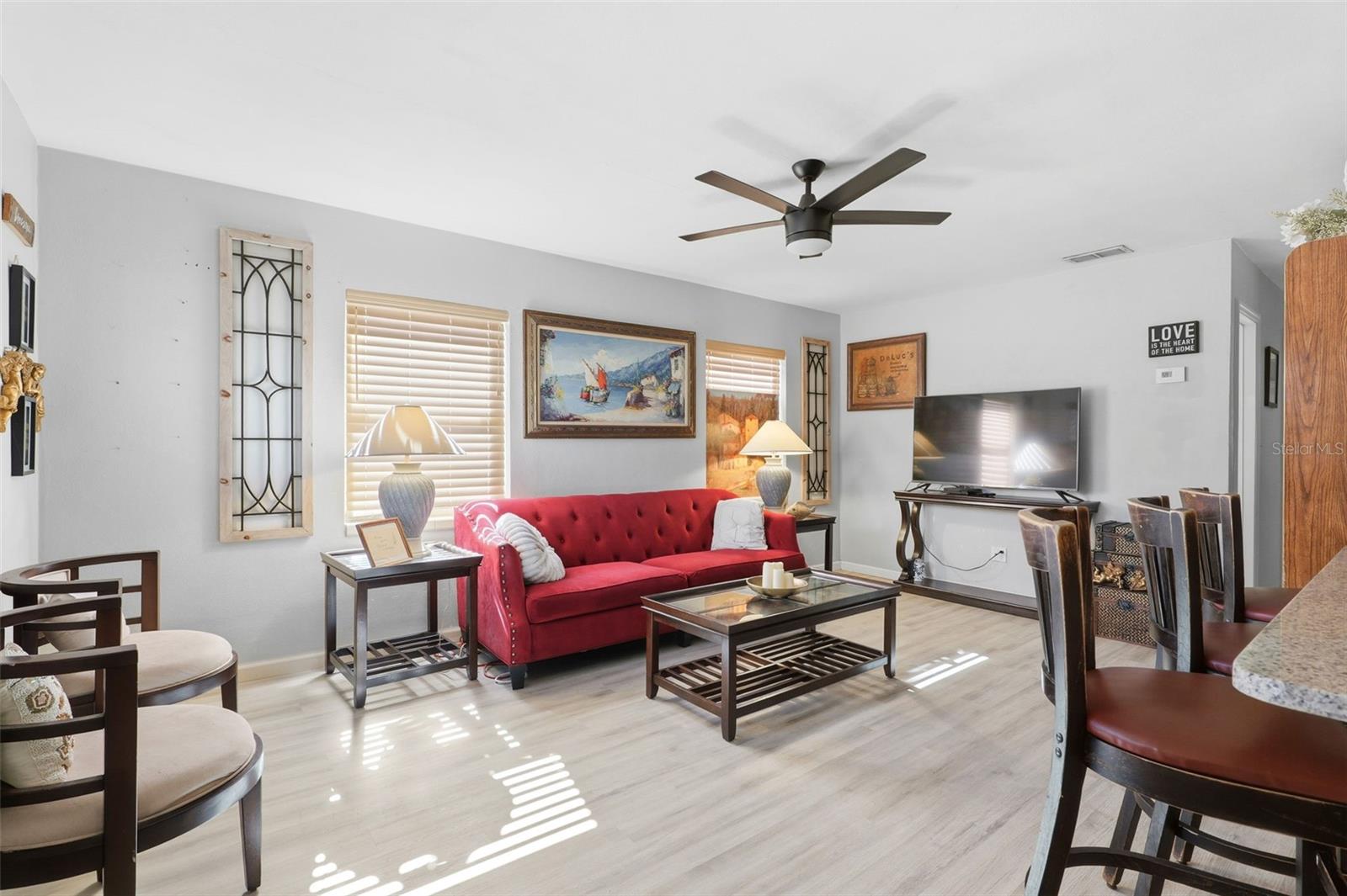 Image 3 of 24 For 518 Wisteria Drive