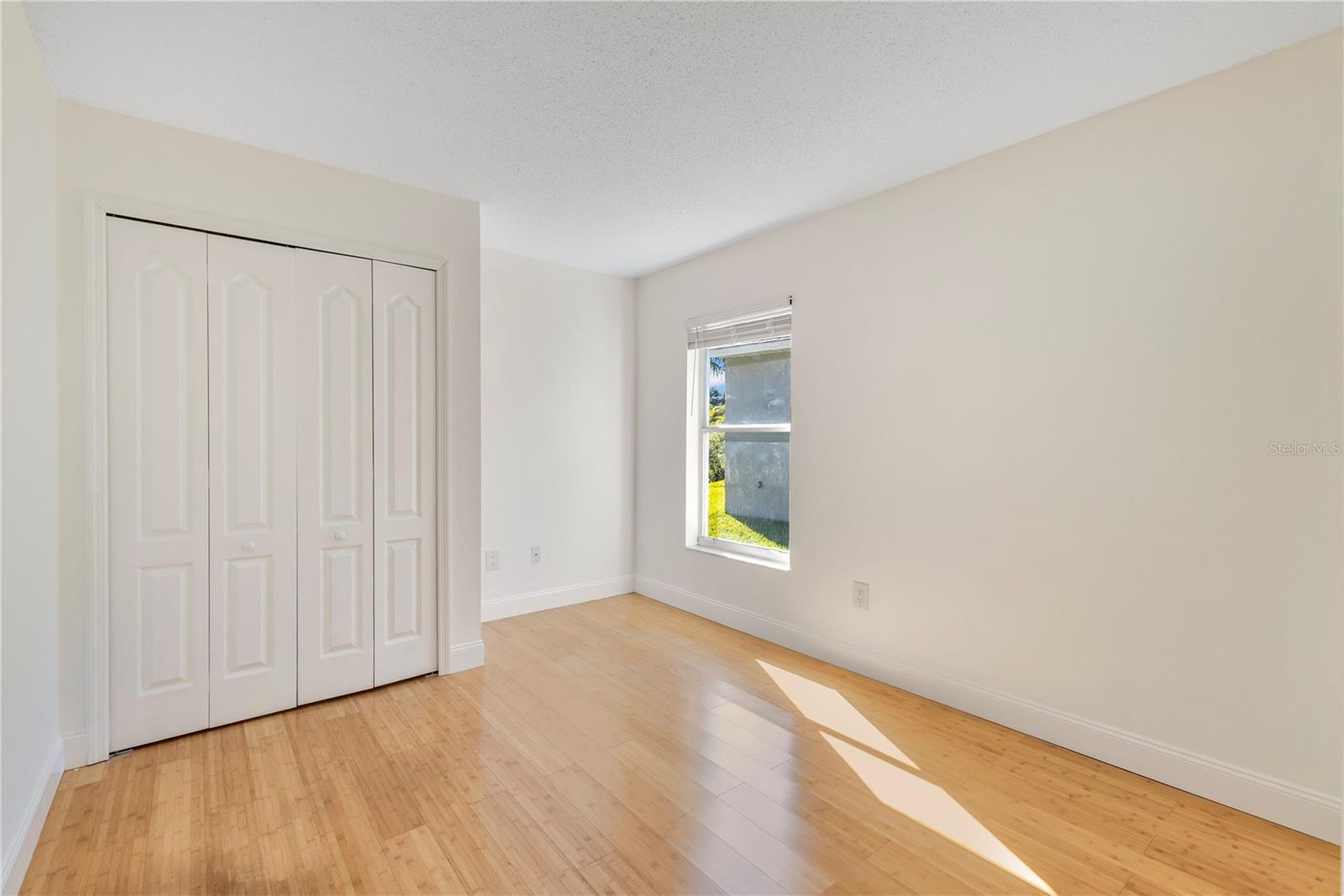 Image 20 of 40 For 14858 Huntley Drive