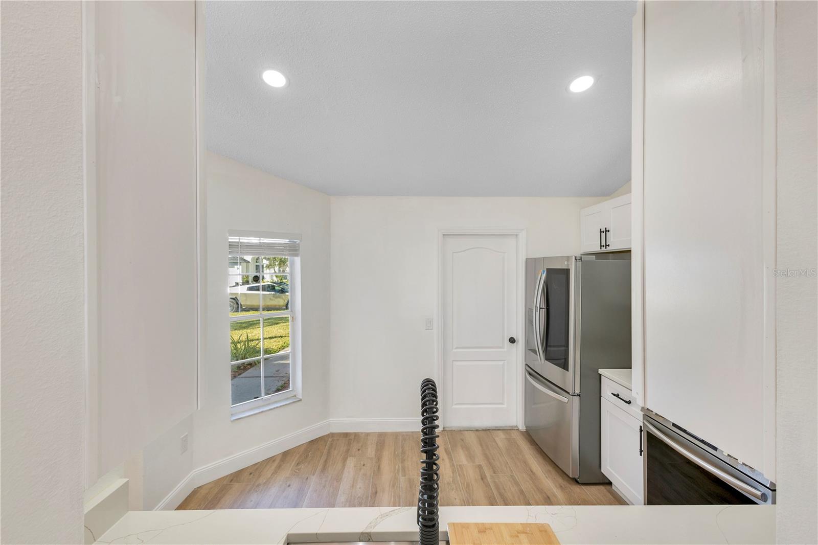 Image 8 of 40 For 14858 Huntley Drive