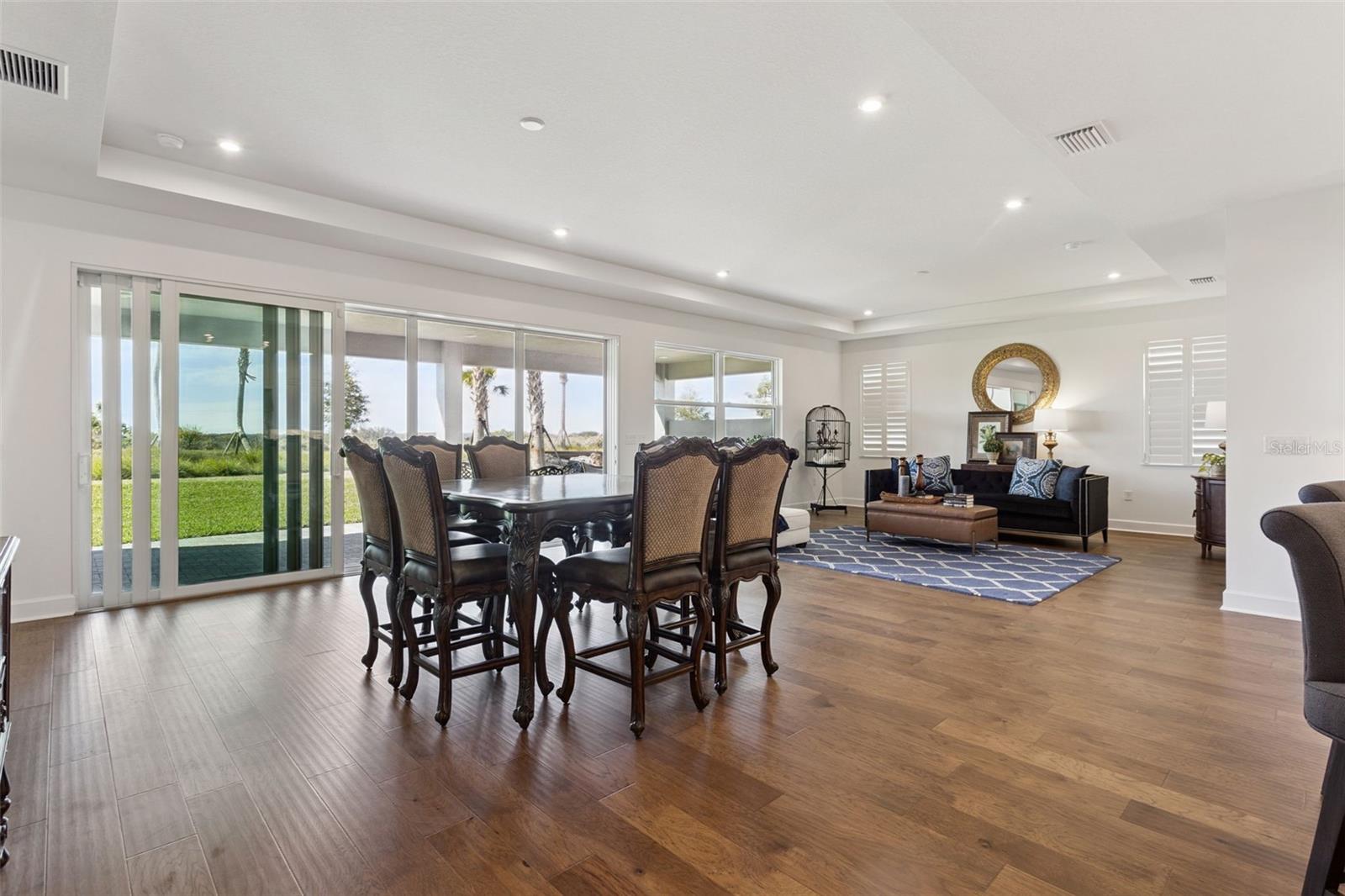 Image 24 of 64 For 1609 Bellagio Loop