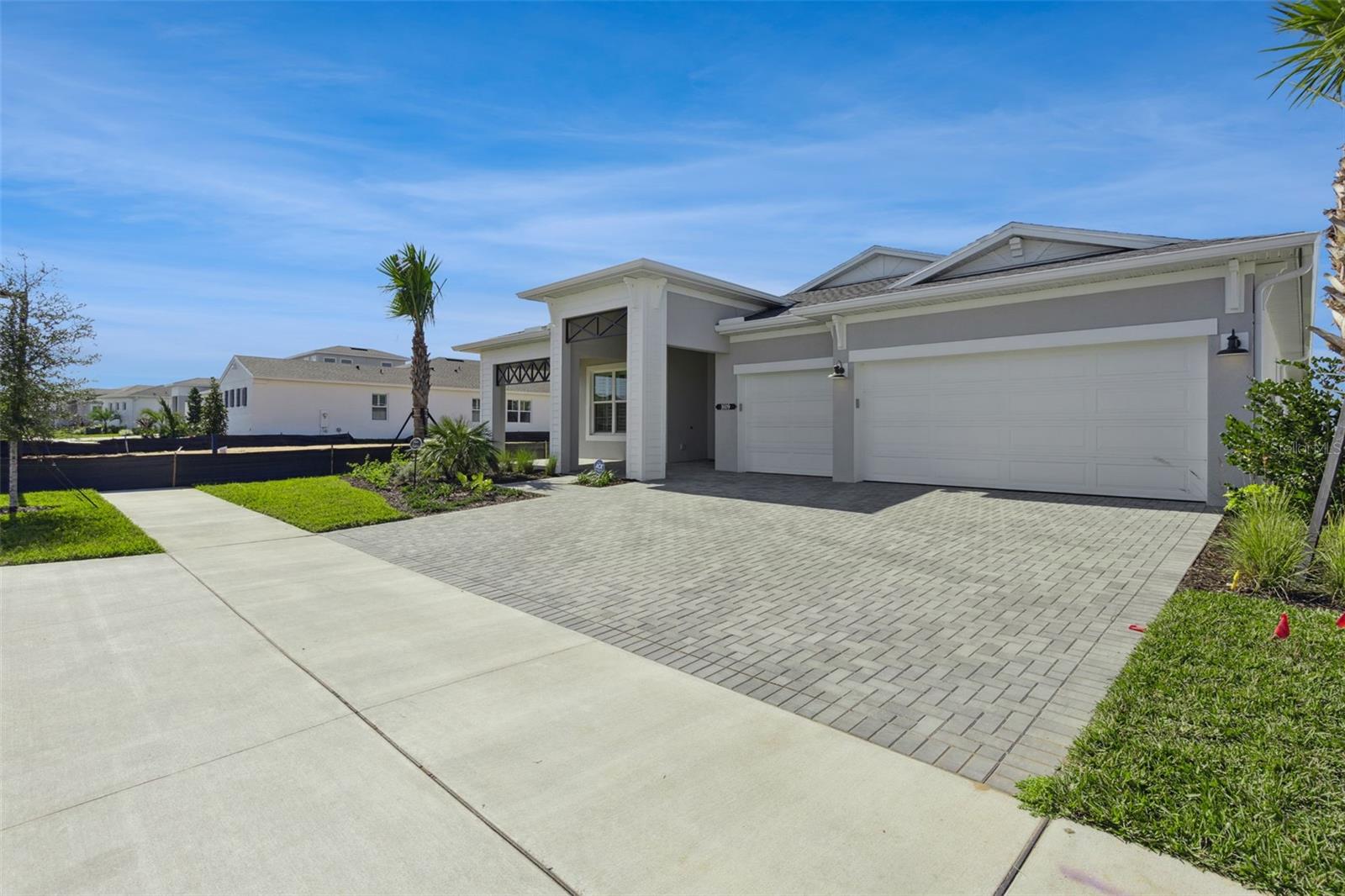 Image 4 of 64 For 1609 Bellagio Loop