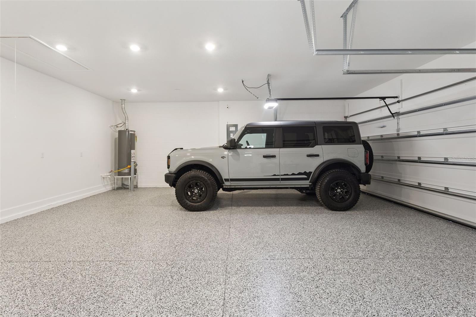 Image 48 of 64 For 1609 Bellagio Loop