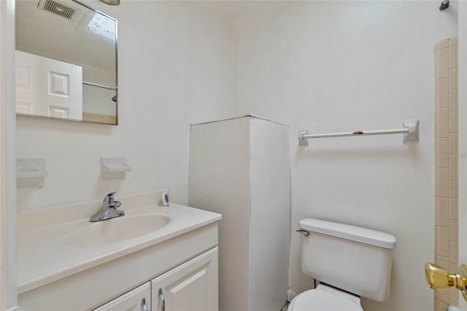 Image 10 of 19 For 1925 Lakemont Avenue