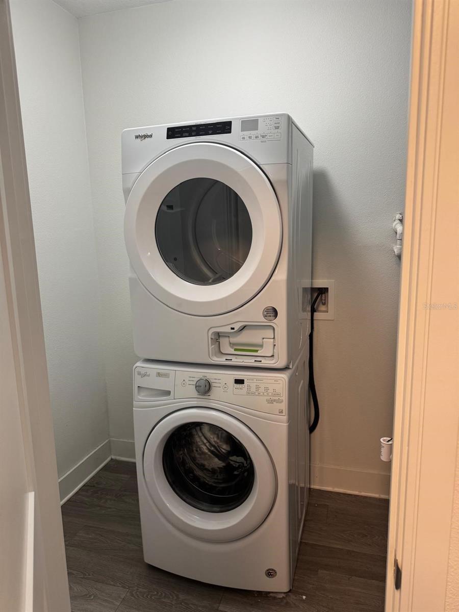 Image 26 of 40 For 14501 Grove Resort Avenue 3135