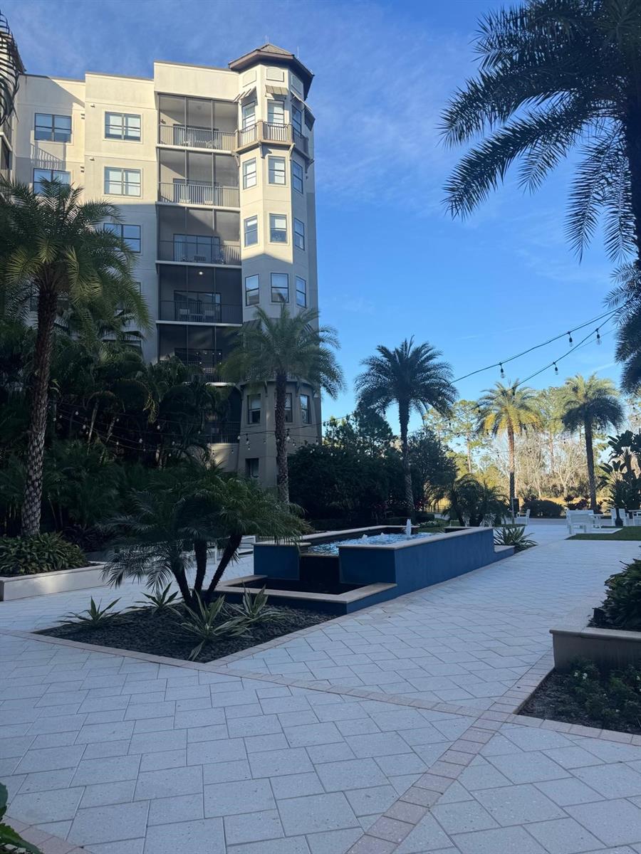 Image 30 of 40 For 14501 Grove Resort Avenue 3135