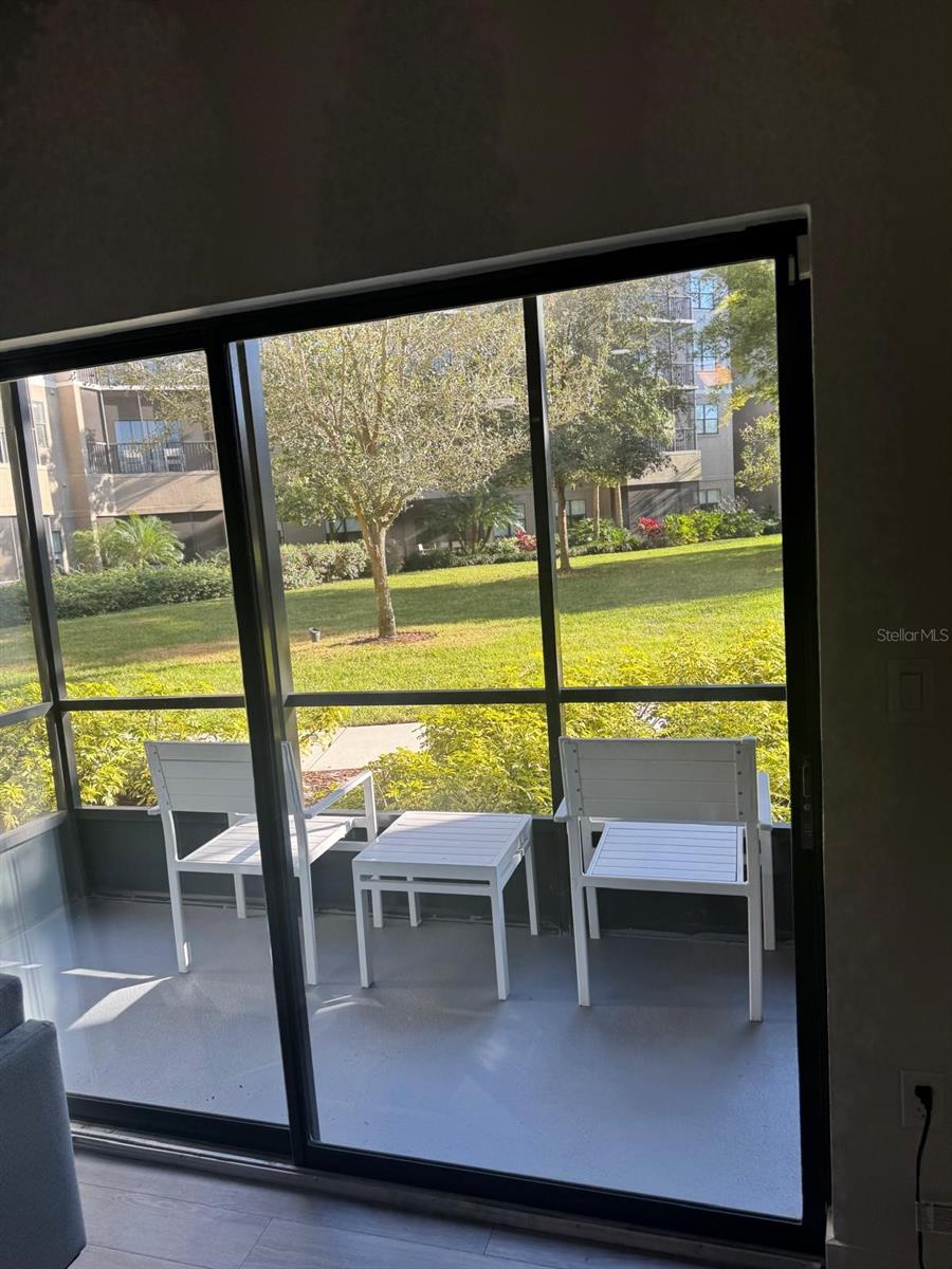 Image 9 of 40 For 14501 Grove Resort Avenue 3135