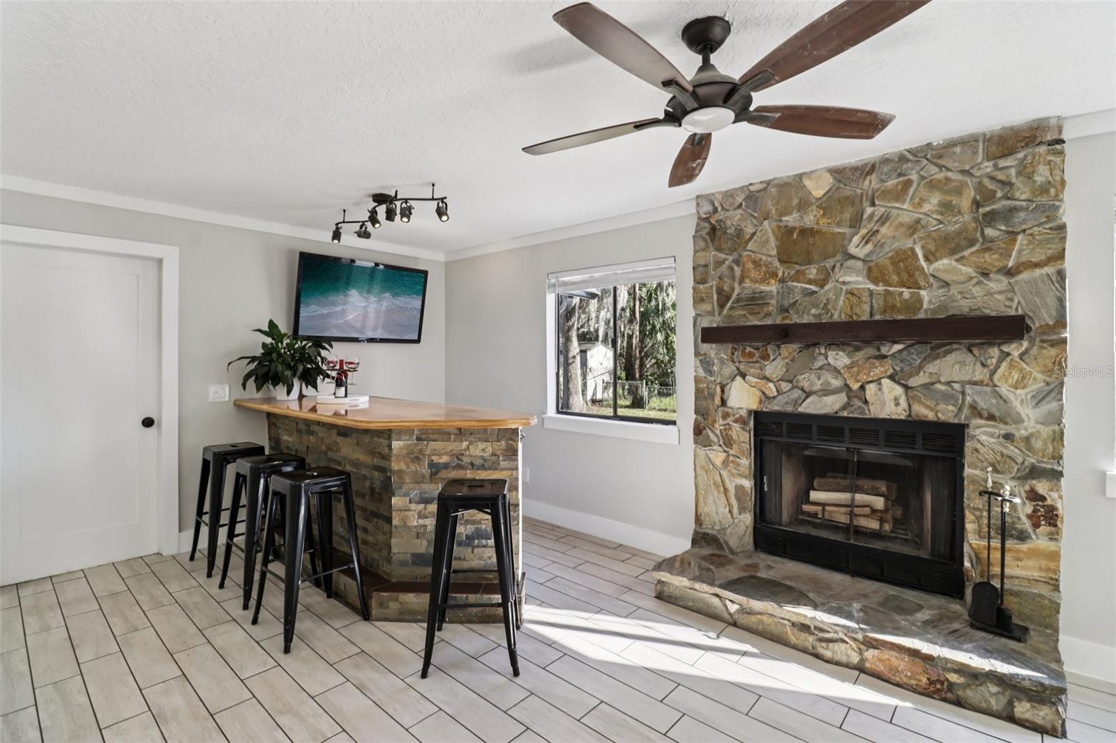 Image 11 of 53 For 2309 Kumquat Drive