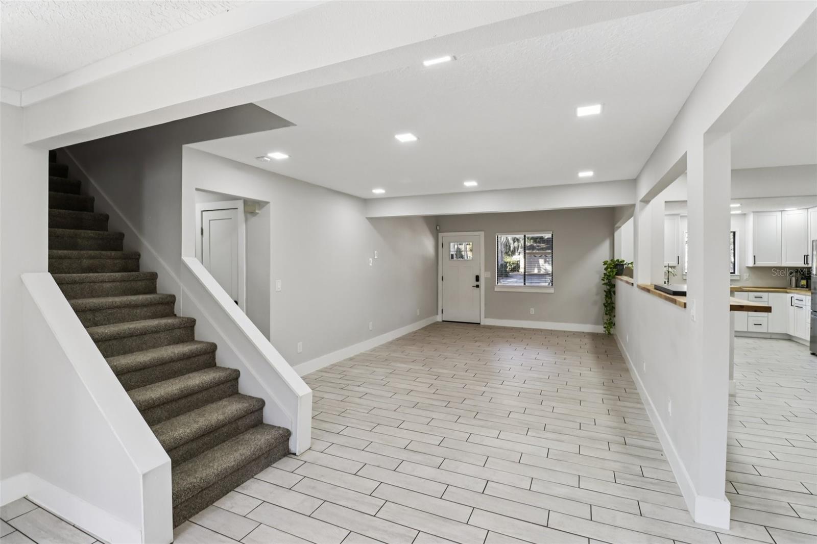 Image 7 of 53 For 2309 Kumquat Drive