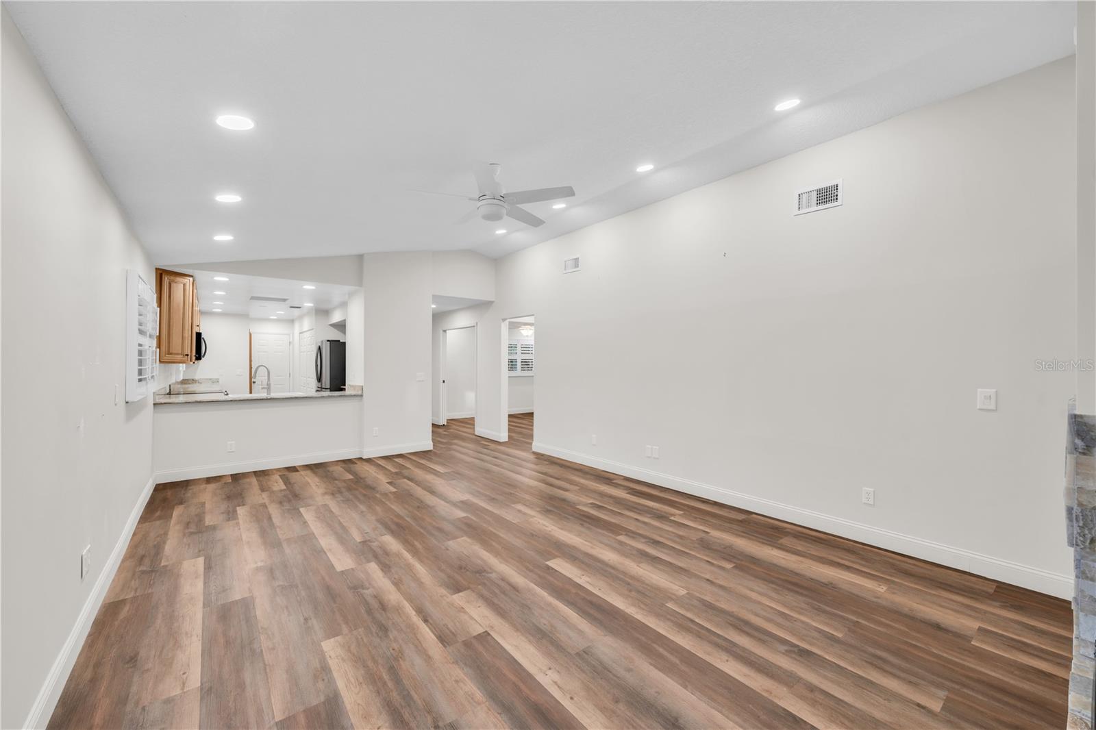 Image 13 of 29 For 1411 Borg Lane