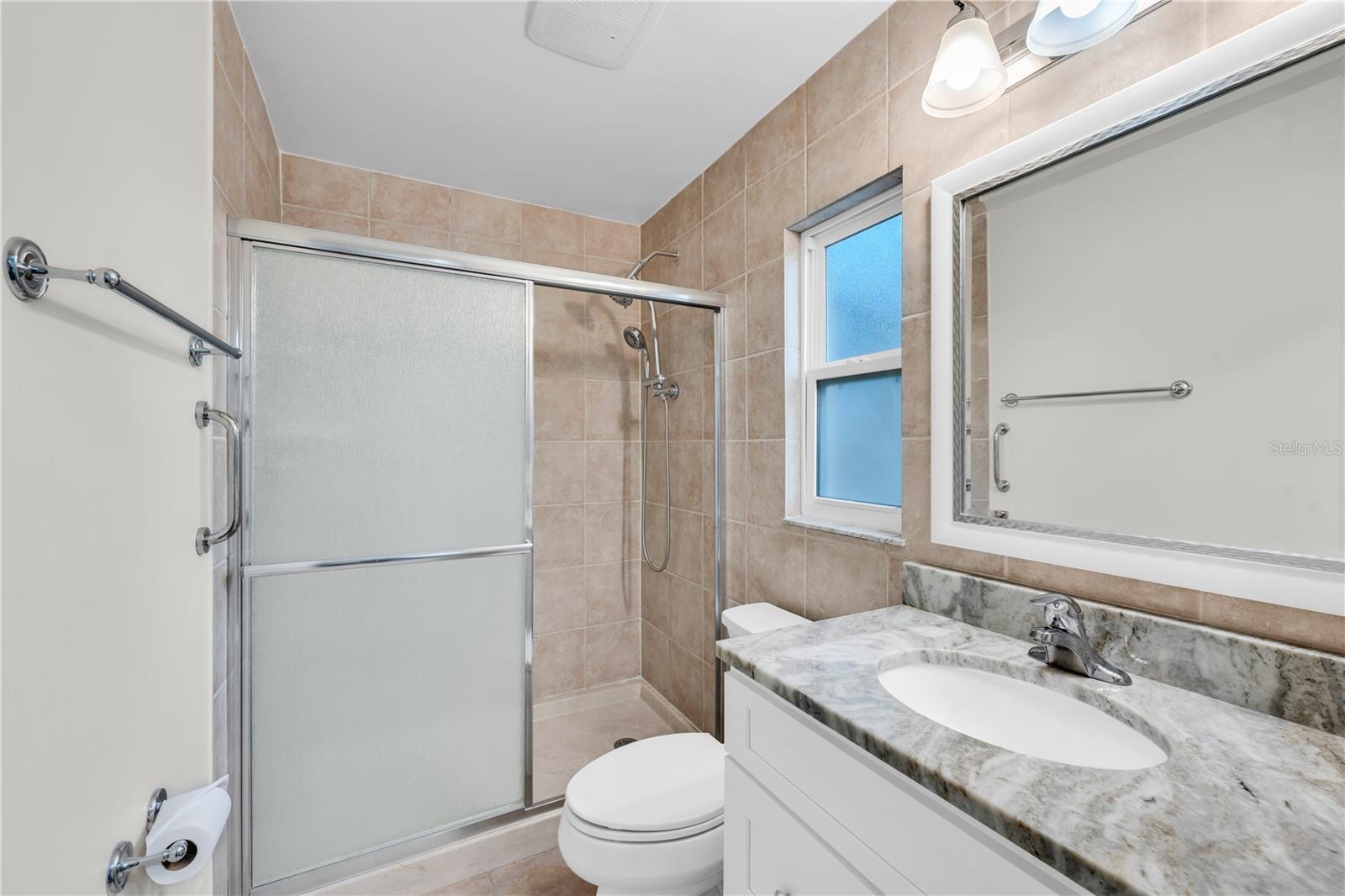 Image 20 of 29 For 1411 Borg Lane