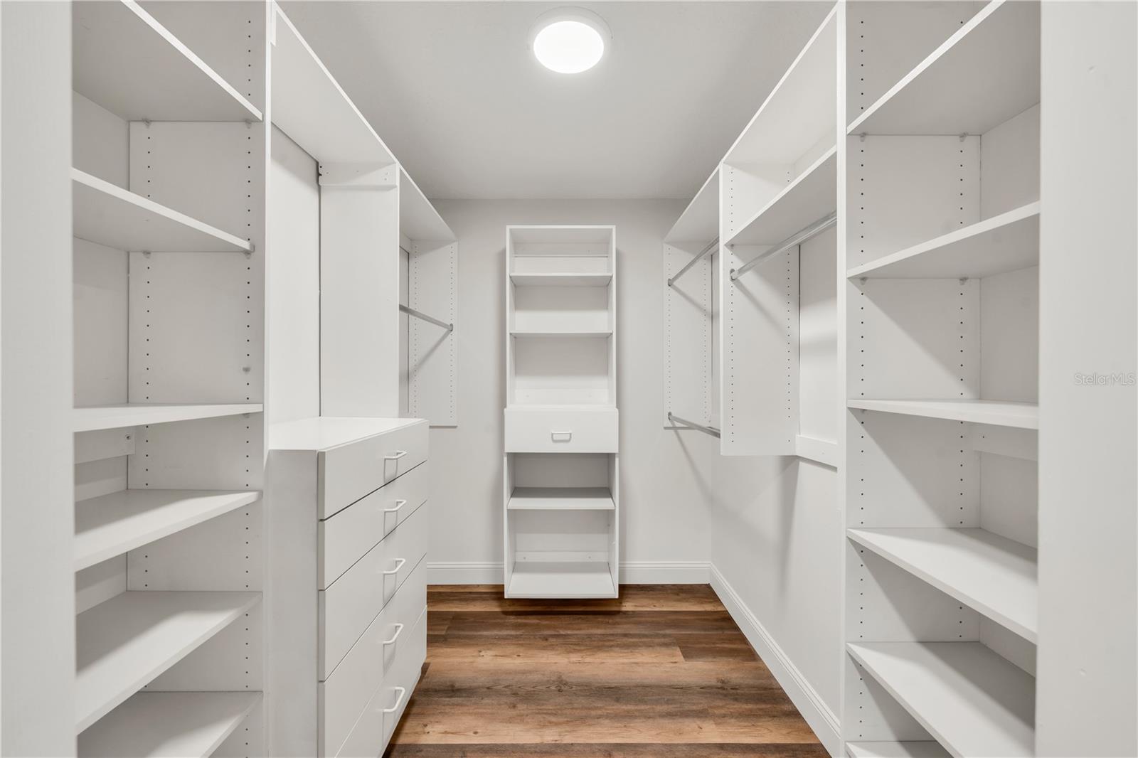 Image 21 of 29 For 1411 Borg Lane