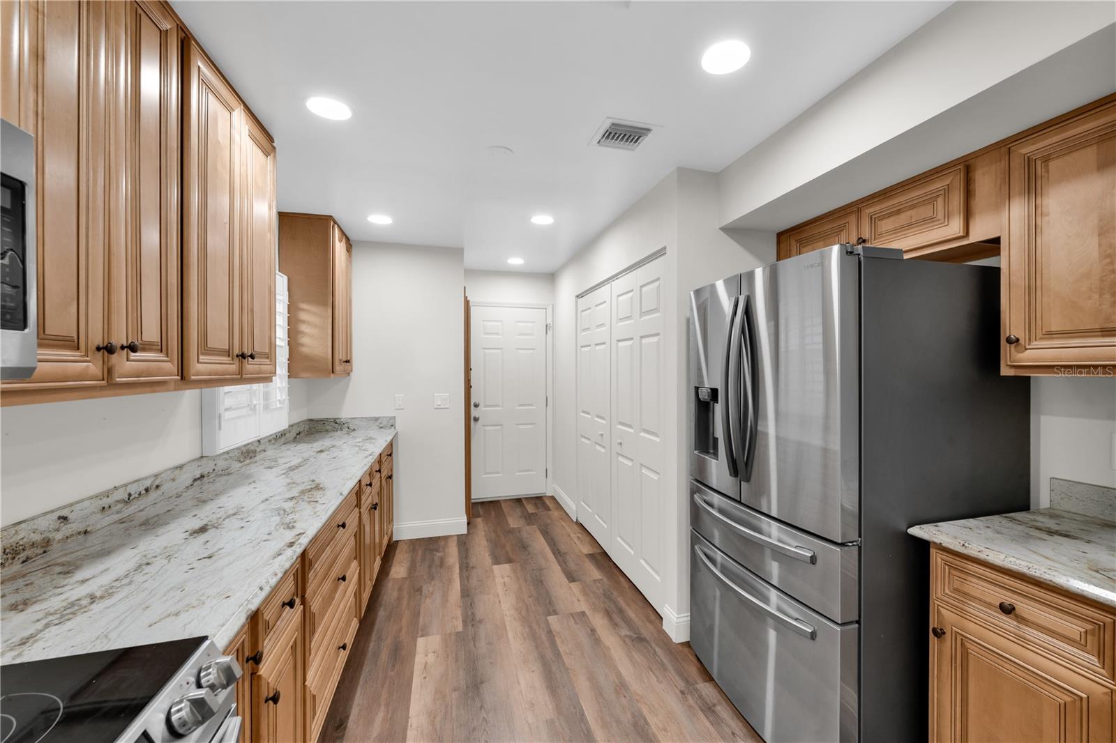 Image 9 of 29 For 1411 Borg Lane