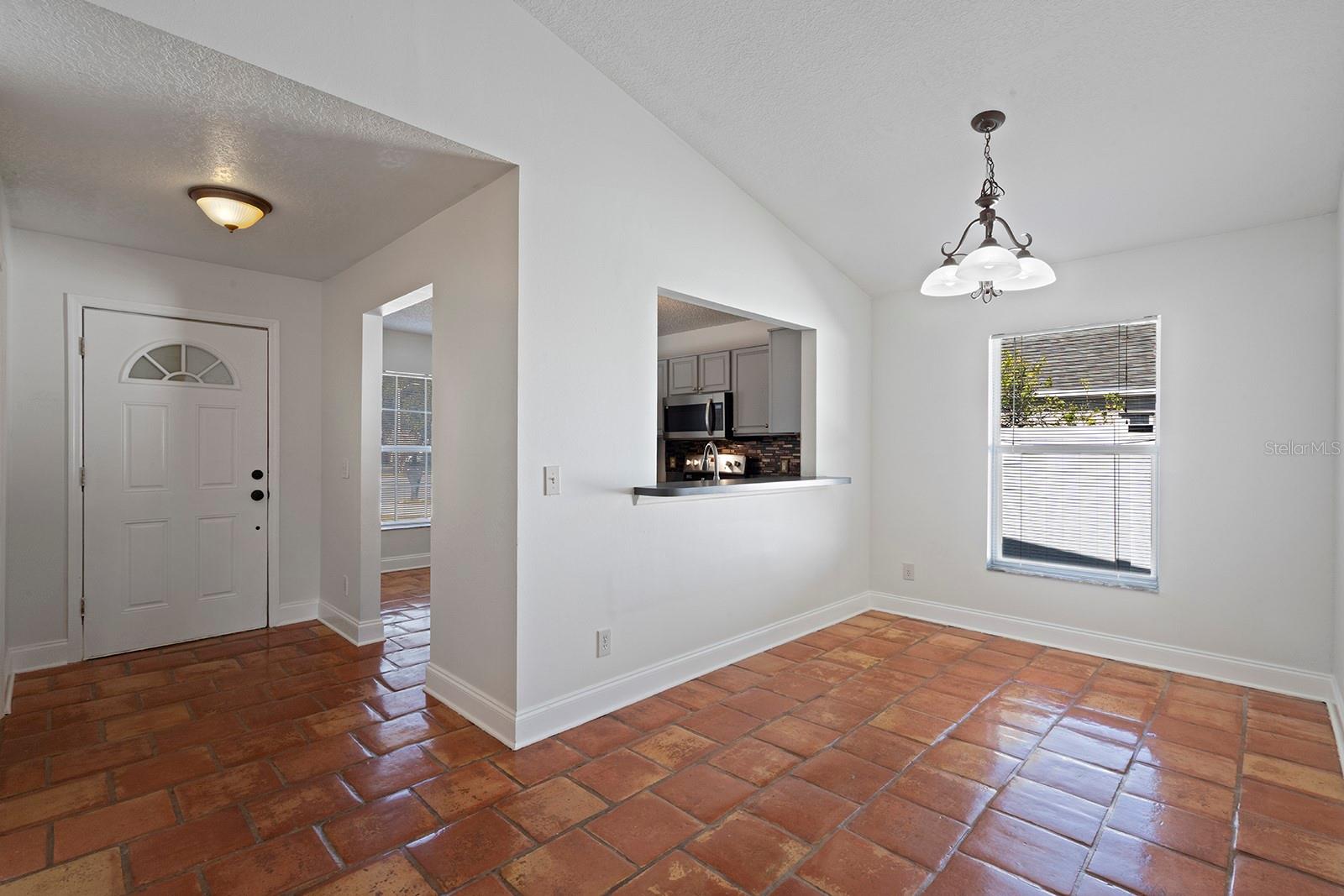 Image 3 of 24 For 1533 Sunset View Circle