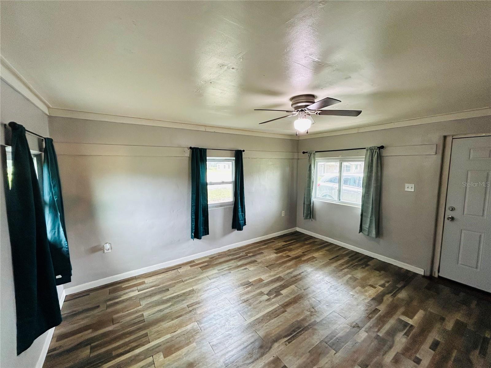 Image 25 of 26 For 8010 Us Highway 301