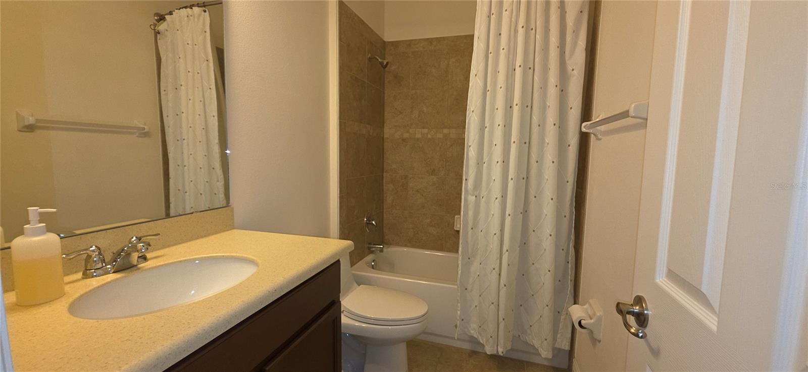 Image 37 of 57 For 9047 Reflection Pointe Drive