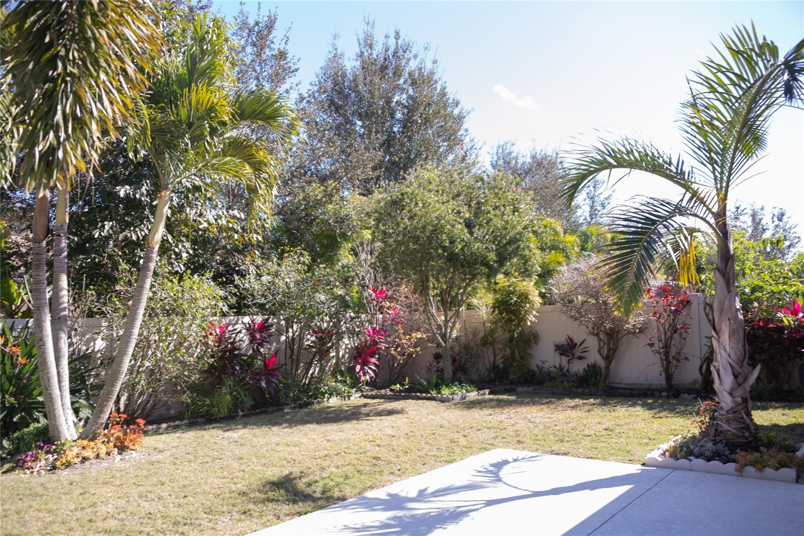 Image 50 of 57 For 9047 Reflection Pointe Drive