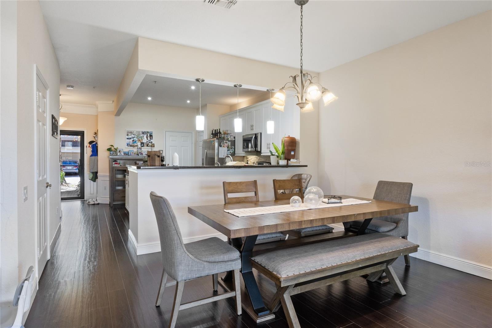 Image 10 of 36 For 6435 Ranelagh Drive 104