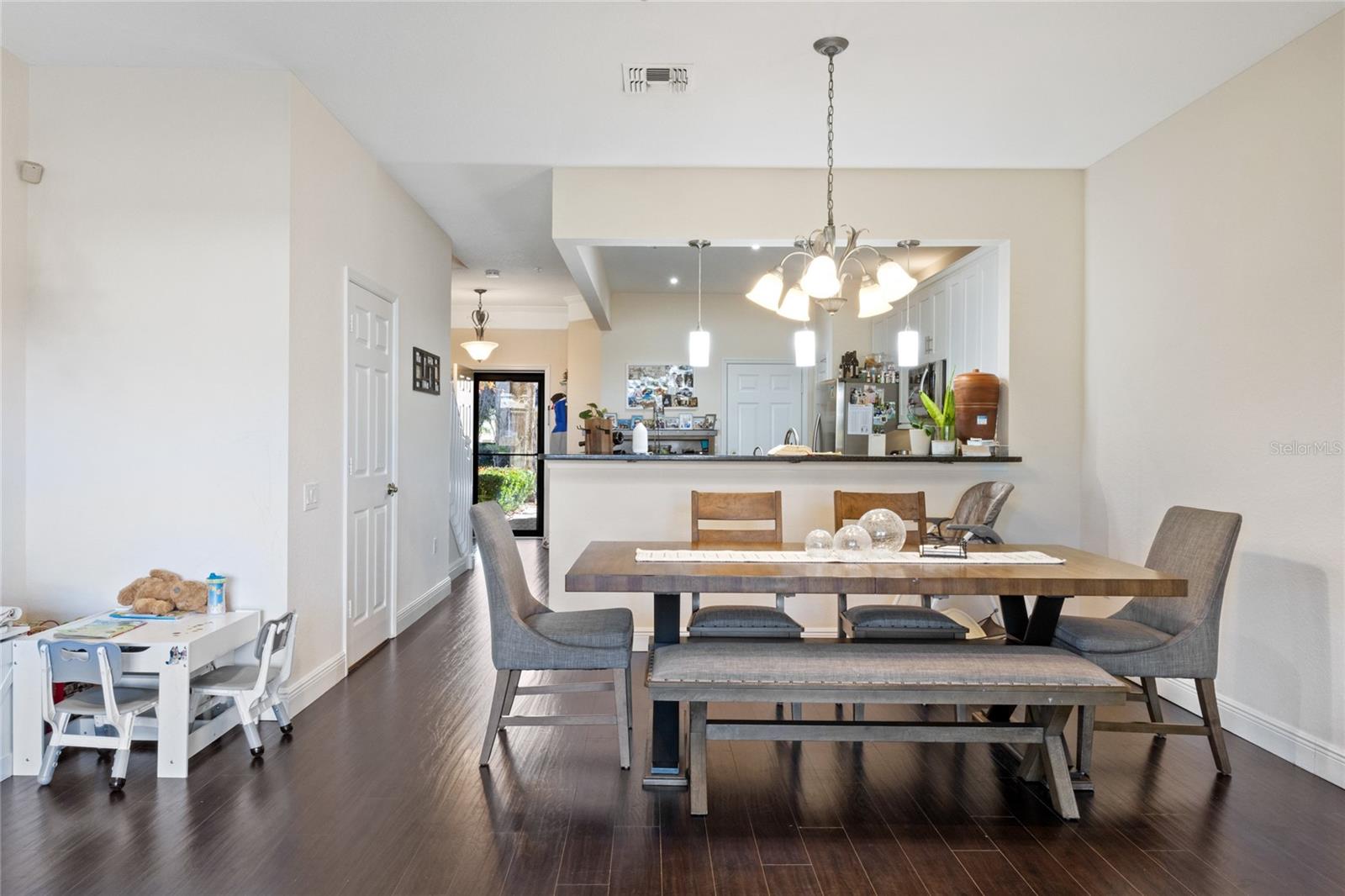 Image 9 of 36 For 6435 Ranelagh Drive 104