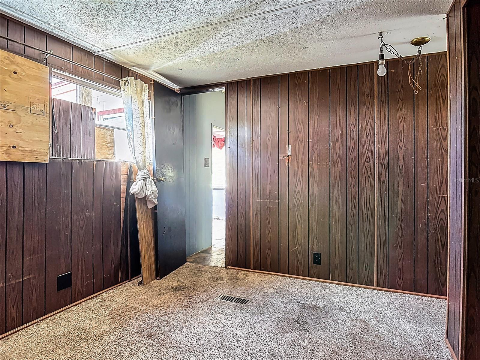 Image 24 of 48 For 13005 Florida Avenue