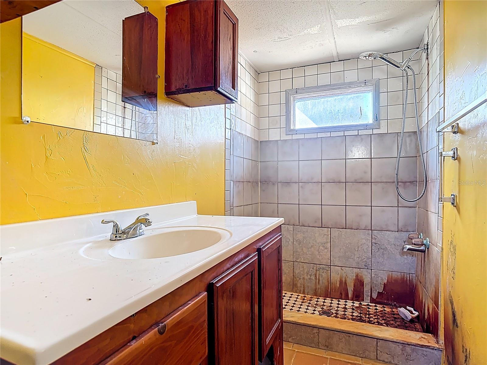 Image 26 of 48 For 13005 Florida Avenue