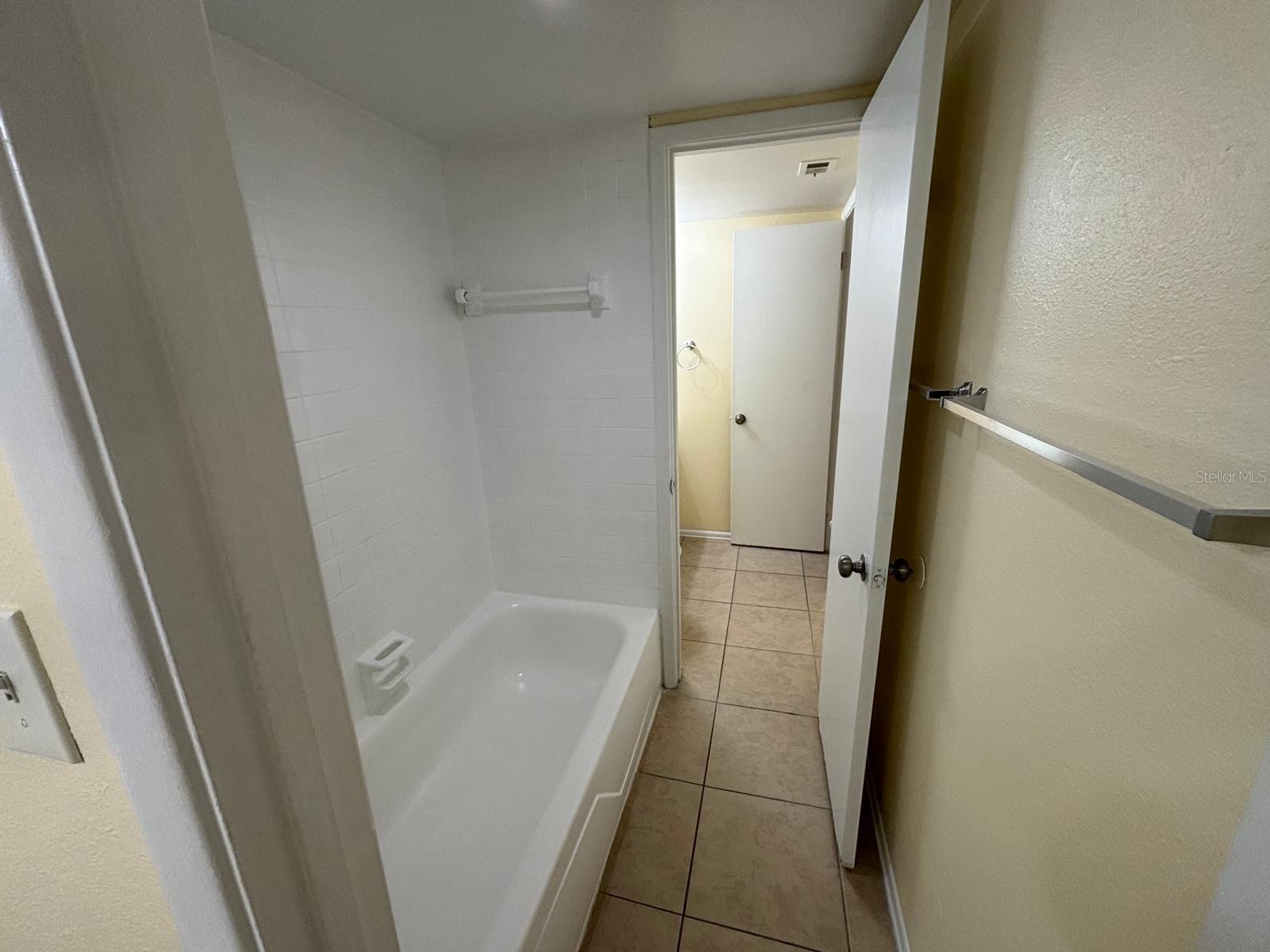 Image 8 of 15 For 1432 Holden Avenue 7