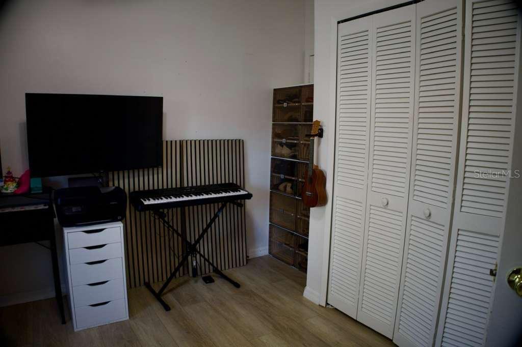 Image 19 of 60 For 2602 Birchwood Avenue